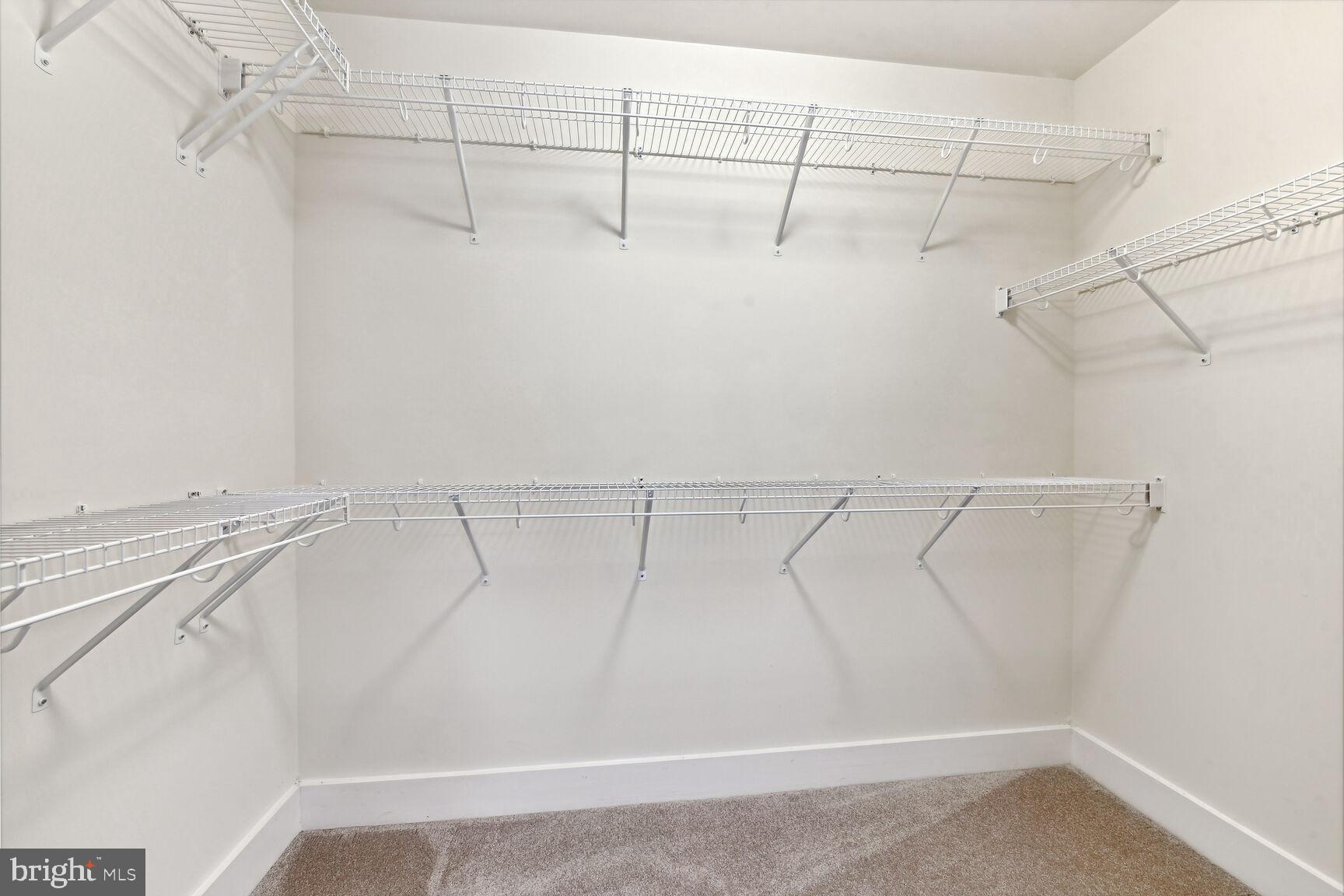 SM ONE LOUDOUN CONDO - Residential