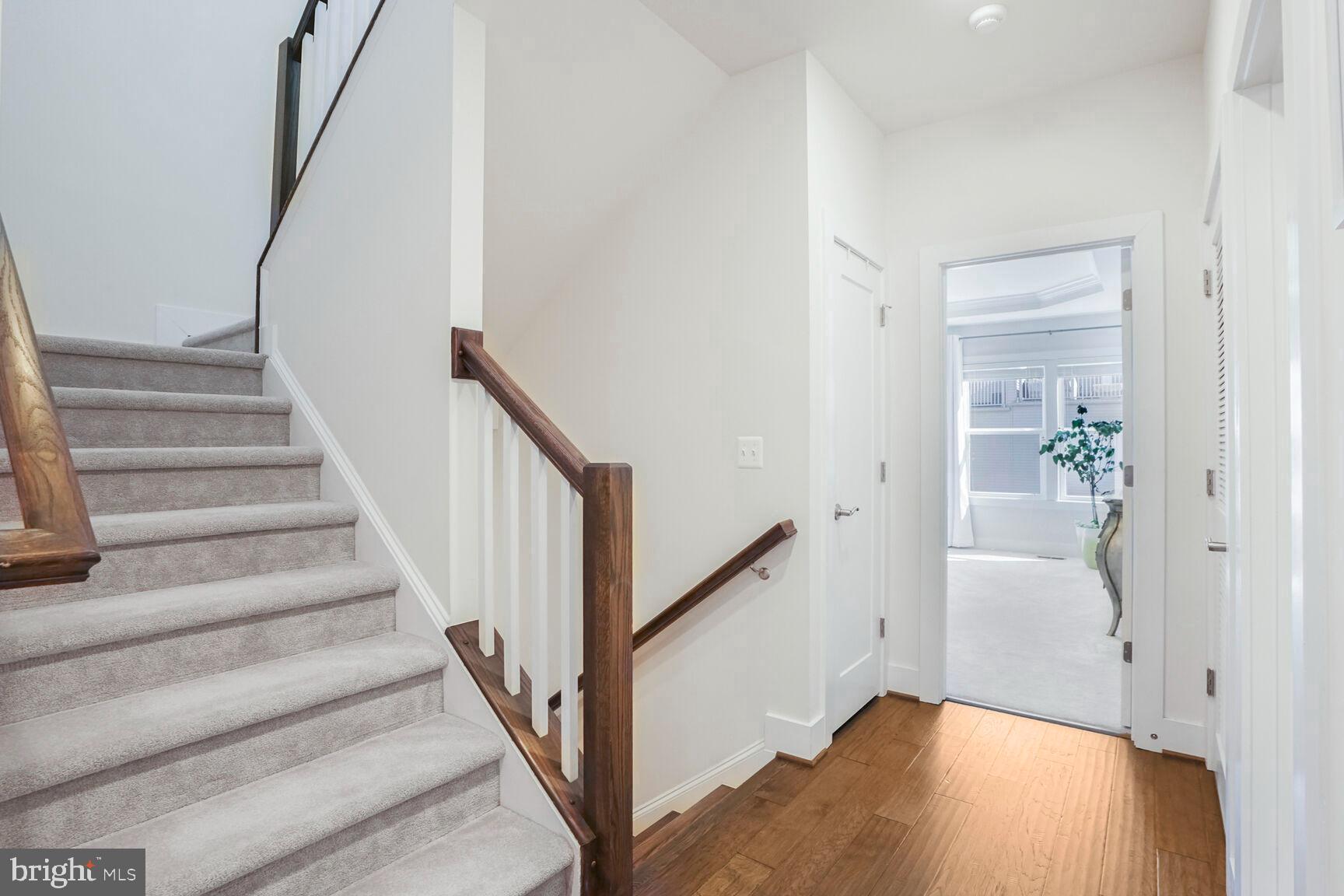 SM ONE LOUDOUN CONDO - Residential