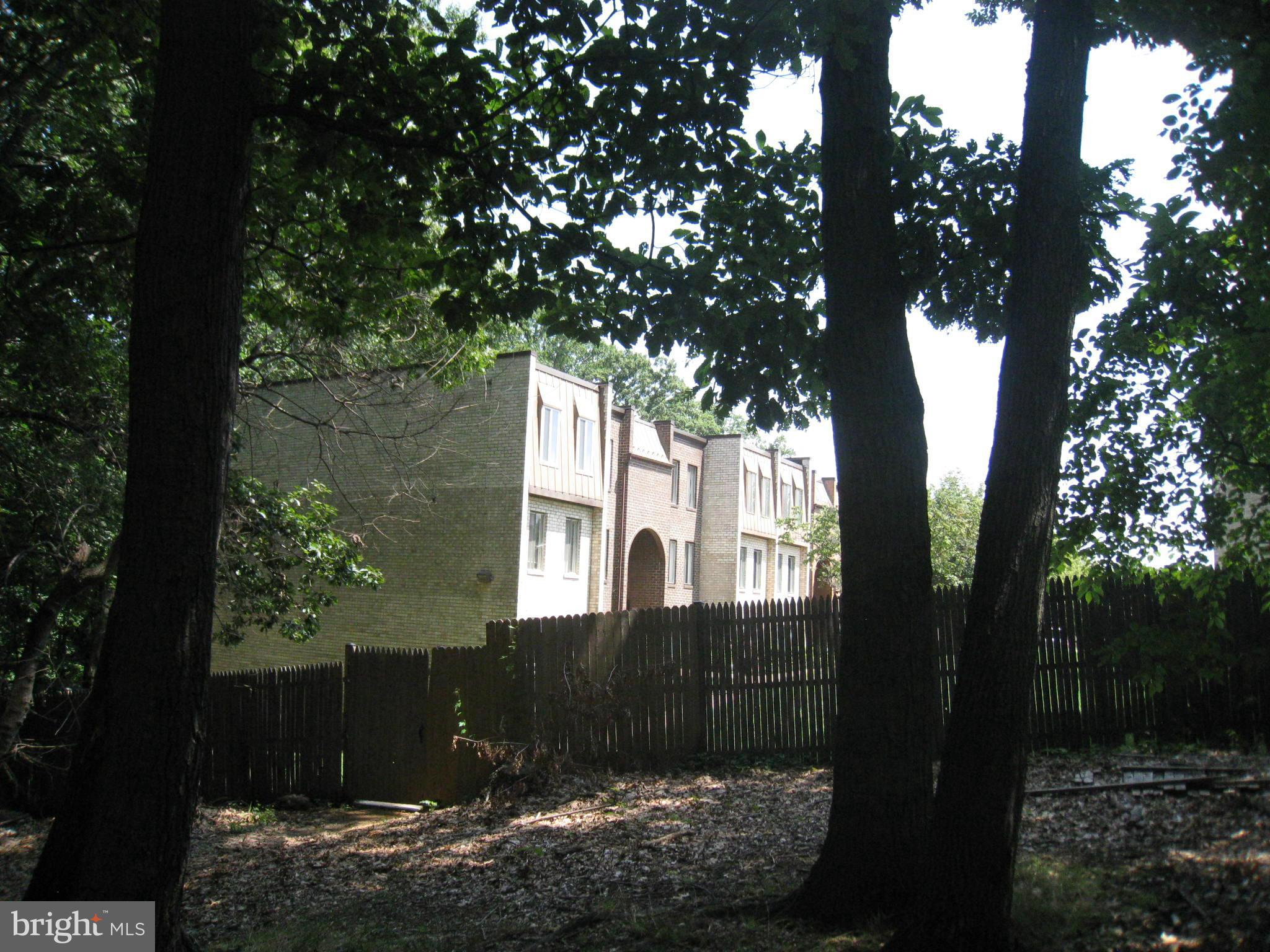 PARK SPRING - Residential Lease