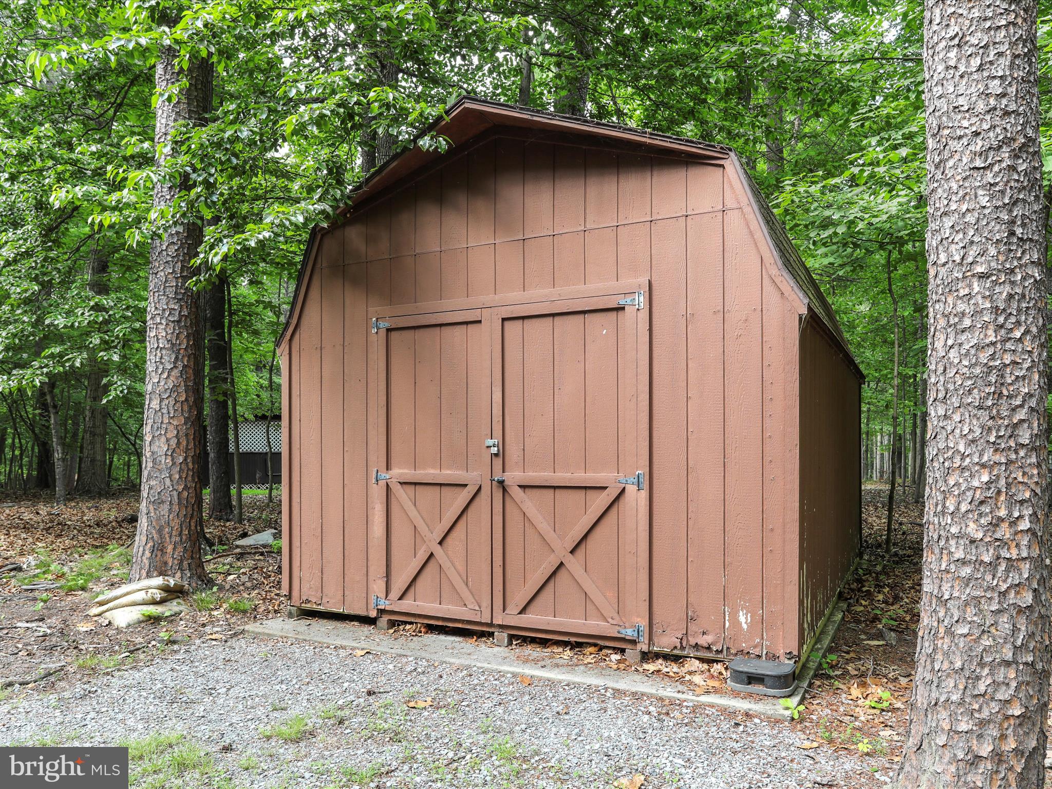 THE WOODS - Residential