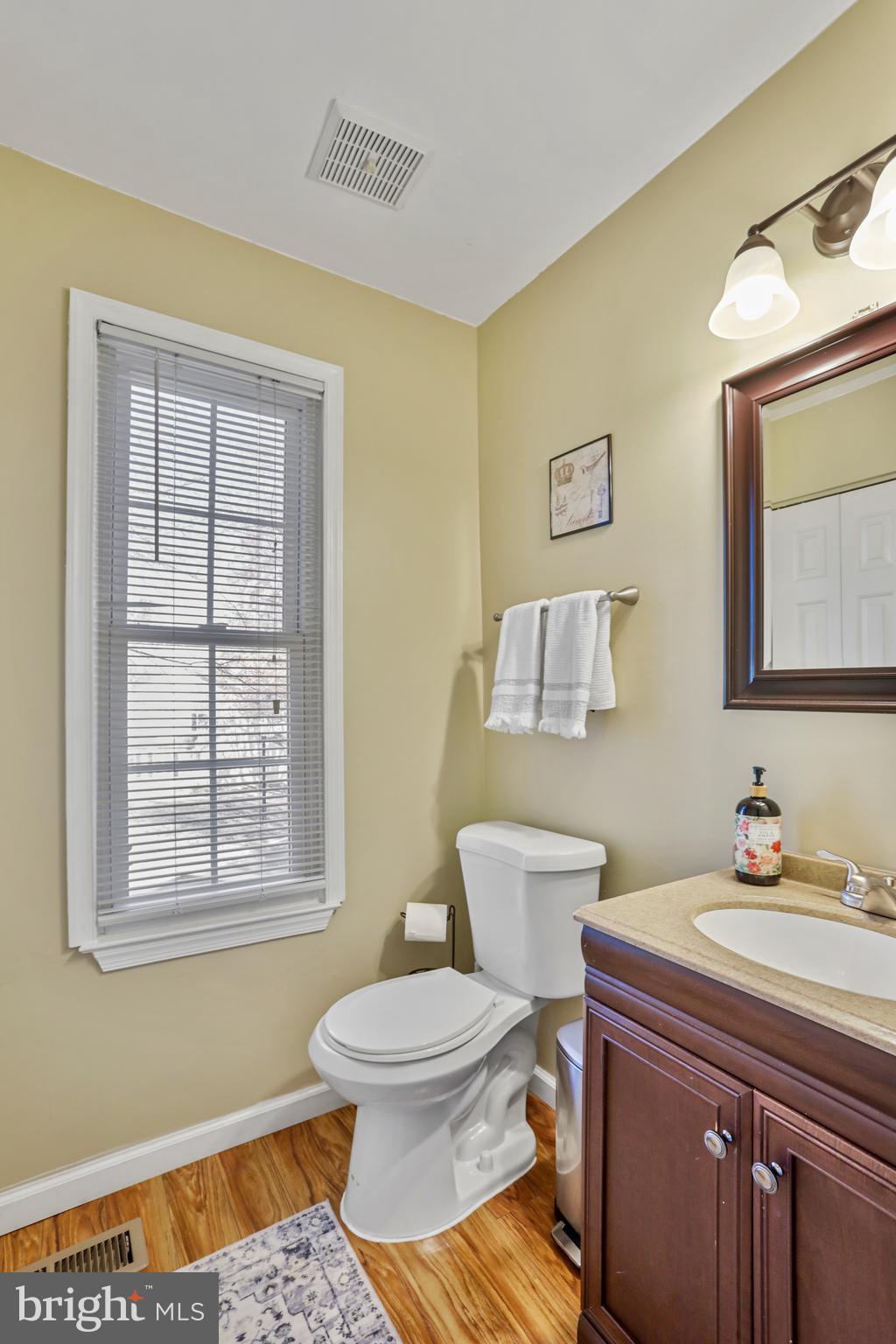 LONGMEAD - Residential