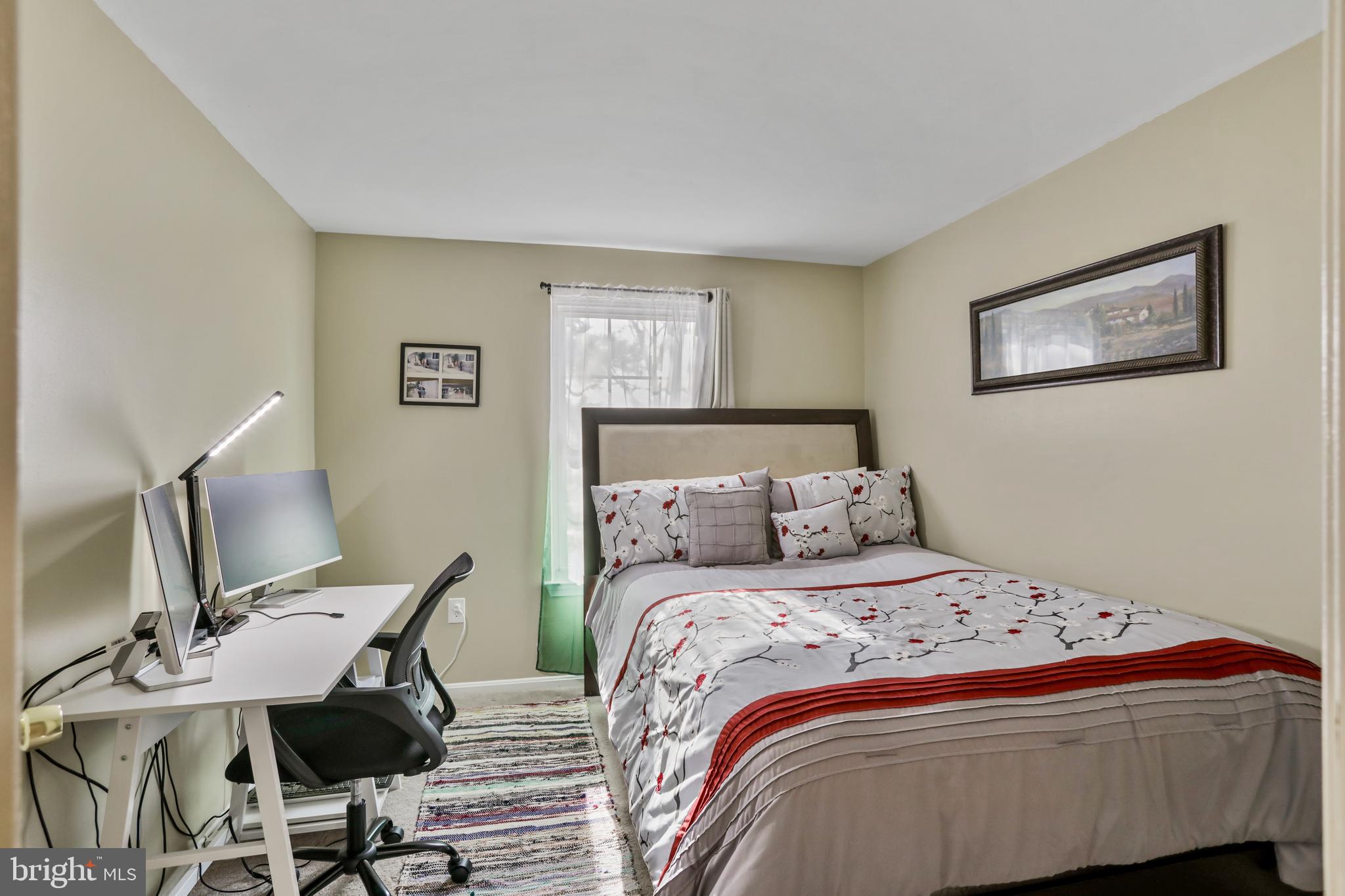 LONGMEAD - Residential