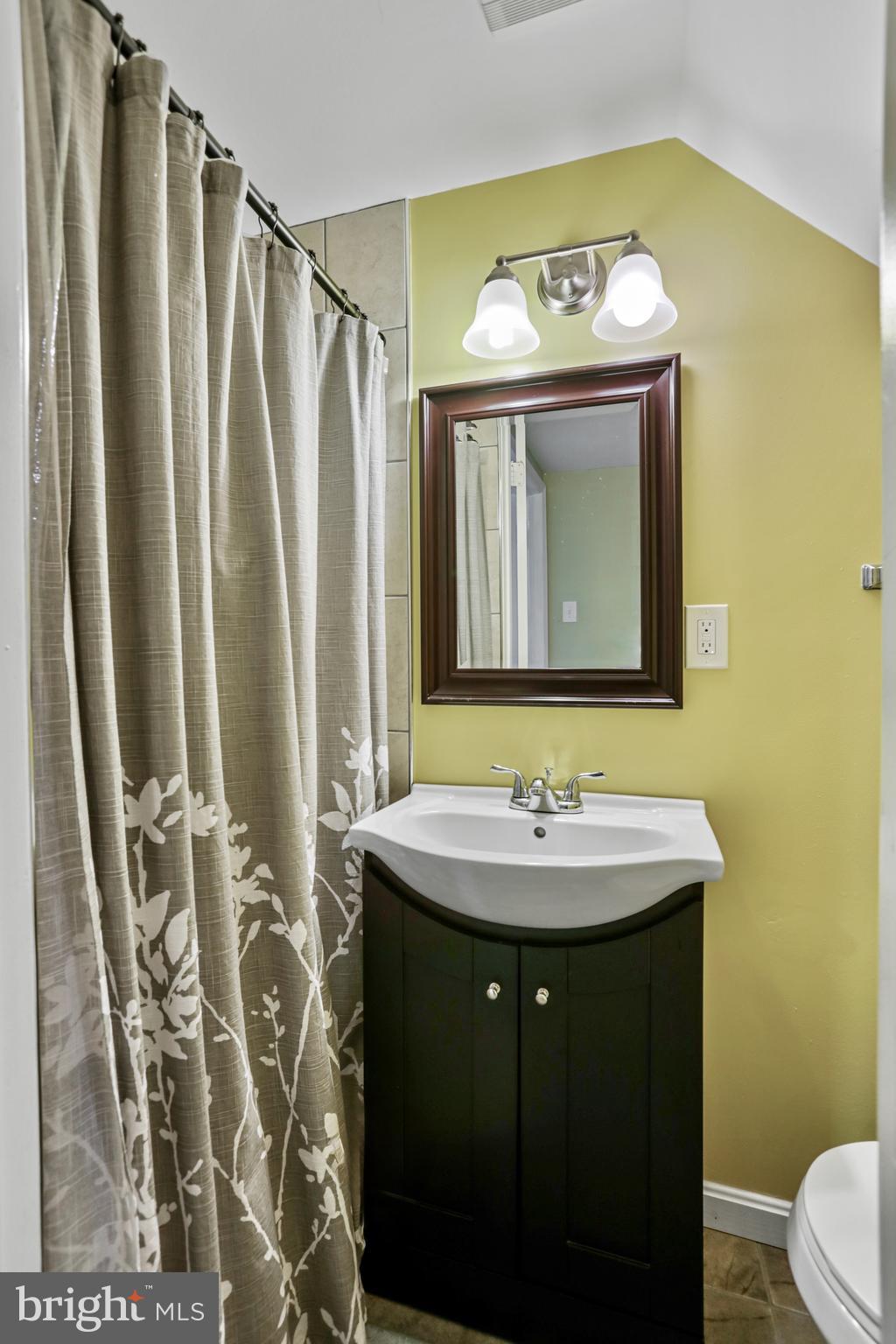 LONGMEAD - Residential