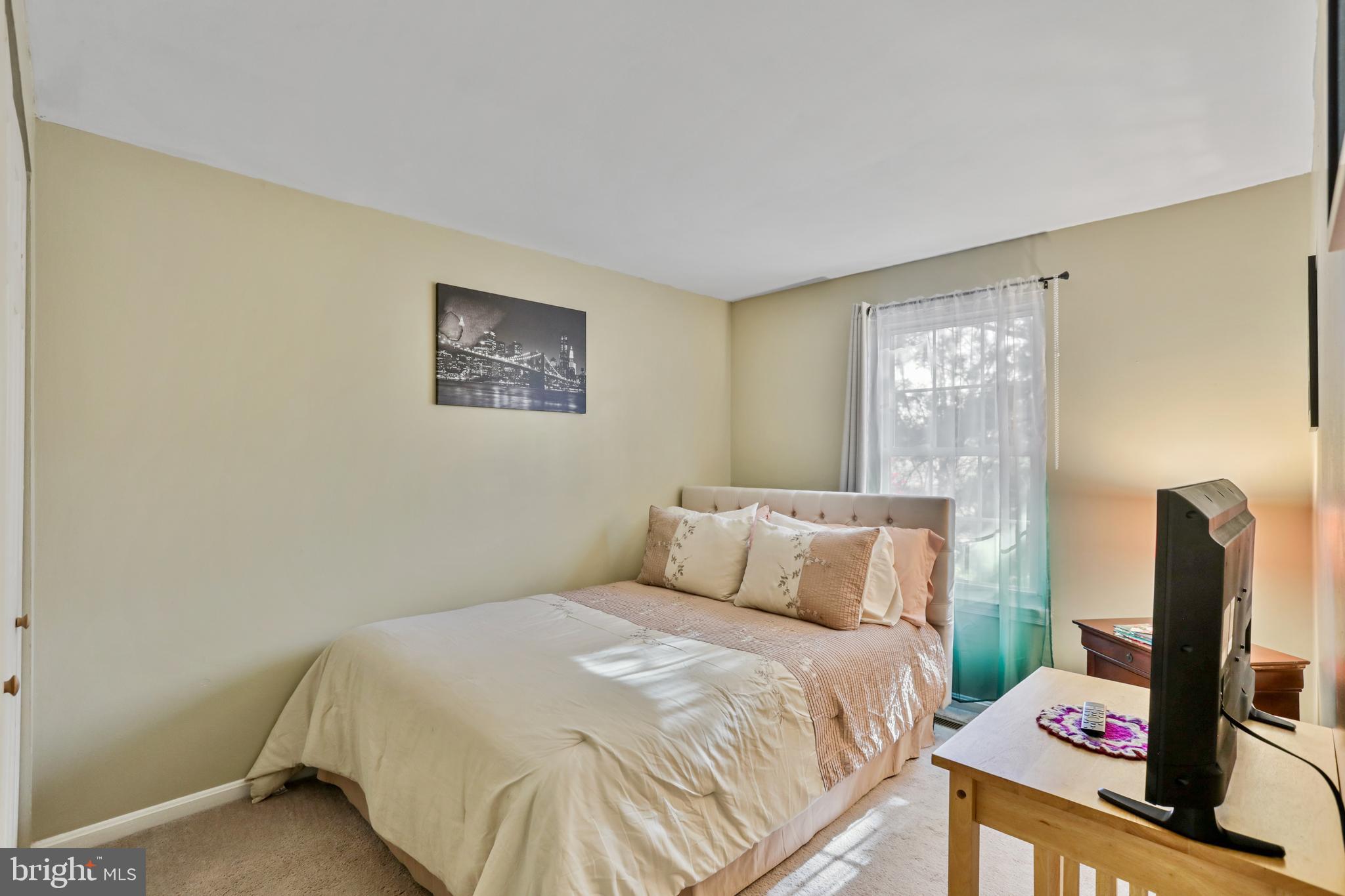 LONGMEAD - Residential