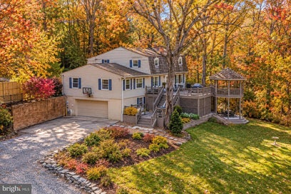 6116 FRANKLIN PARK ROAD MCLEAN VA 22101