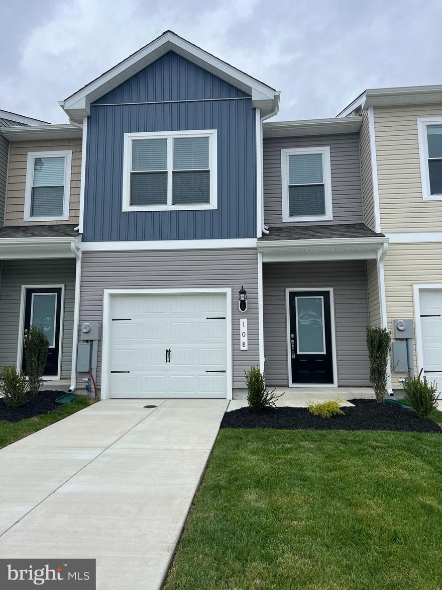 Brand new 2023 built town home, never lived in before! This home has all the new, luxurious features such as a spacious layout, recess lighting, stainless steel appliances and one car garage. Location is perfect for commuting and close to I81. Homeplace at Riverside offers amenities such as playground, park, picnic area and walking trails. Pets allowed case by case basis. Credit application is attached to listing. Monthly income must be at least $5,550/month to apply.