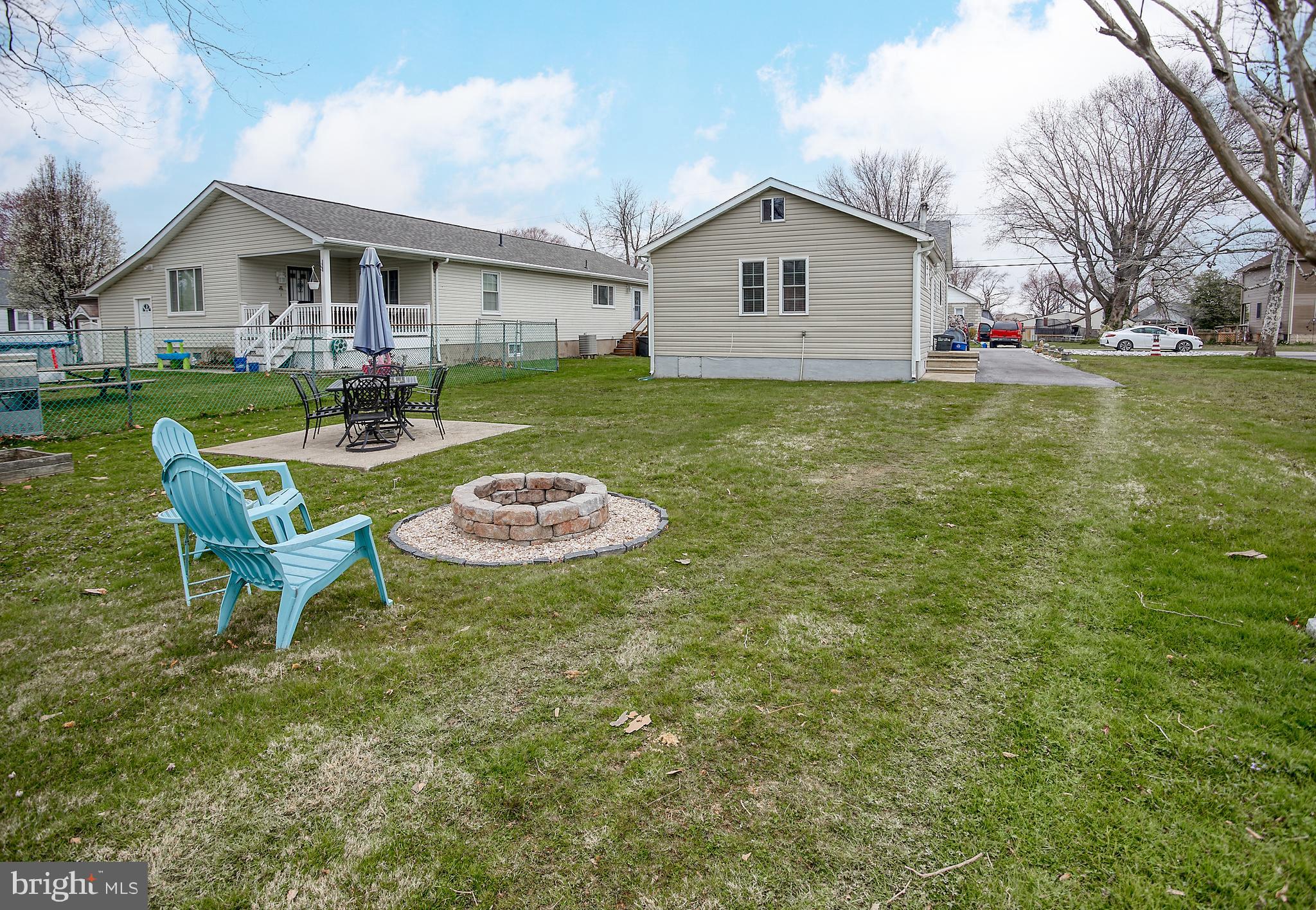 OLIVER BEACH - Residential