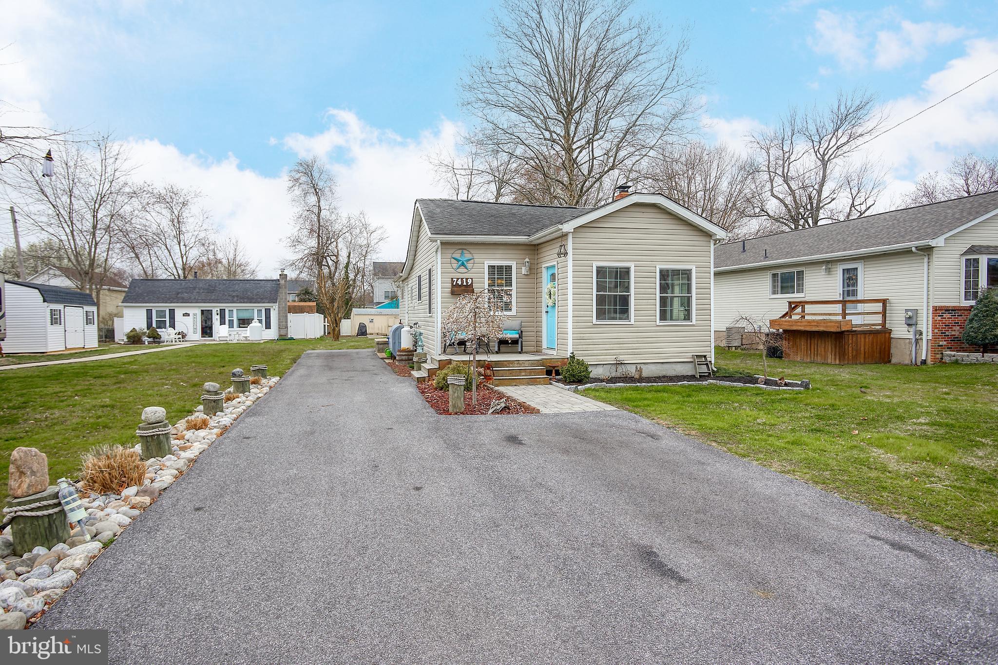 OLIVER BEACH - Residential