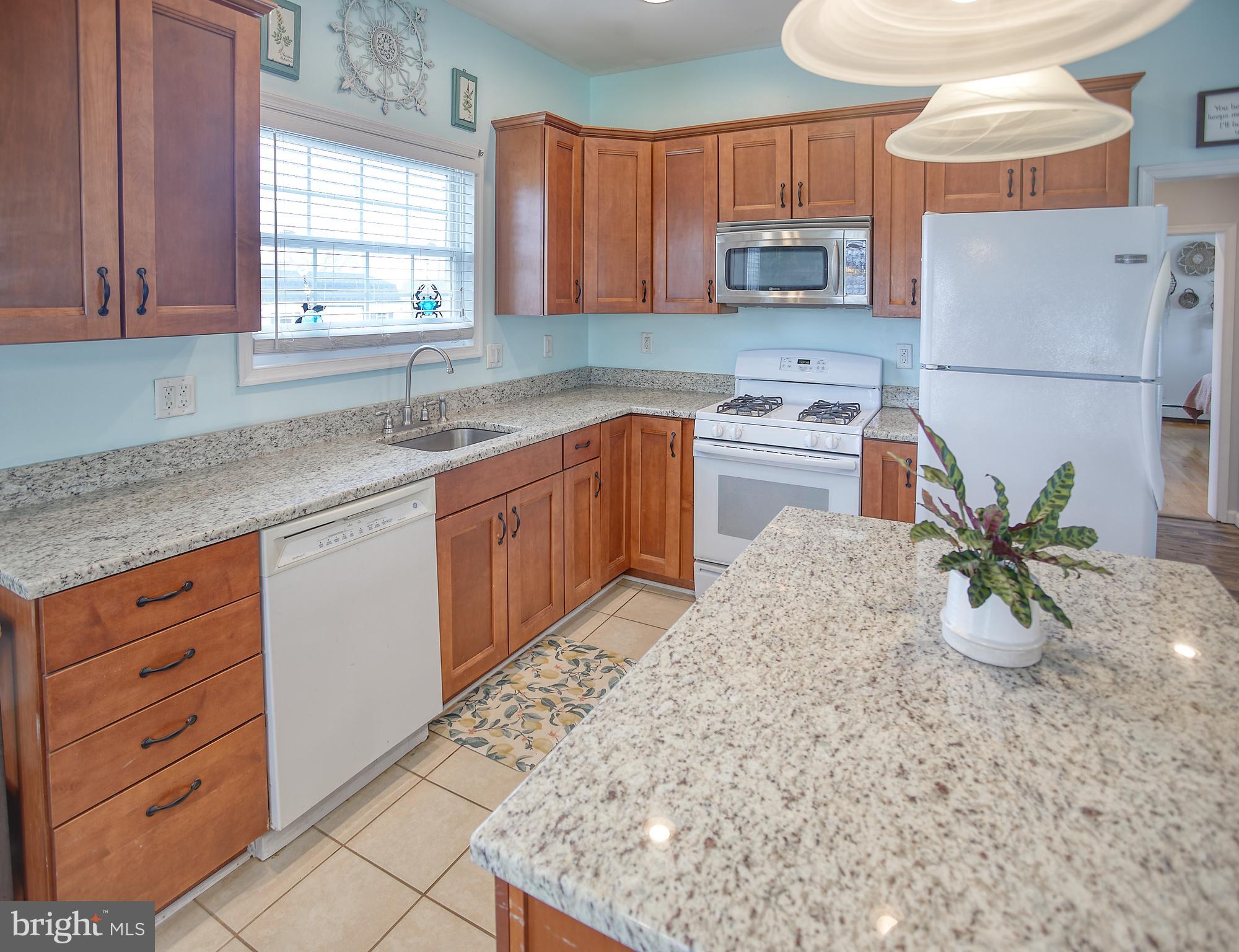 OLIVER BEACH - Residential