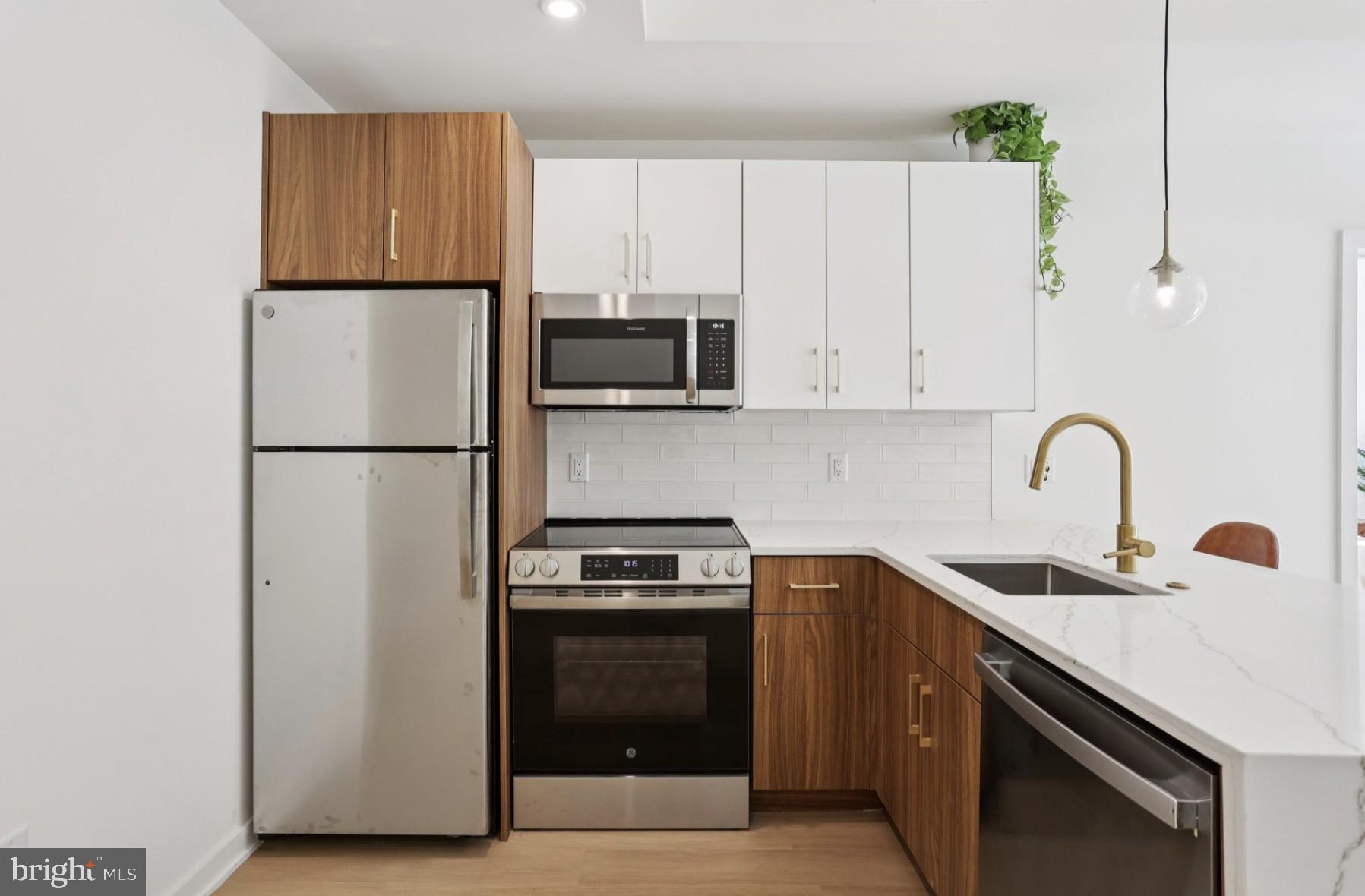 OLD CITY - Residential Lease