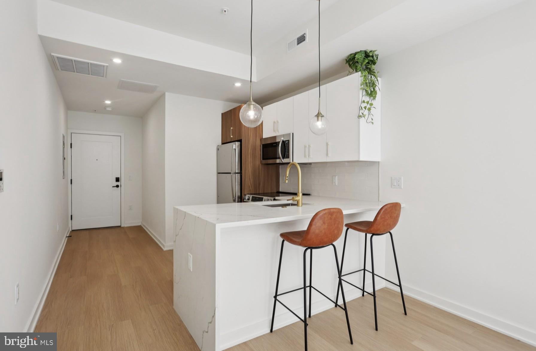 OLD CITY - Residential Lease