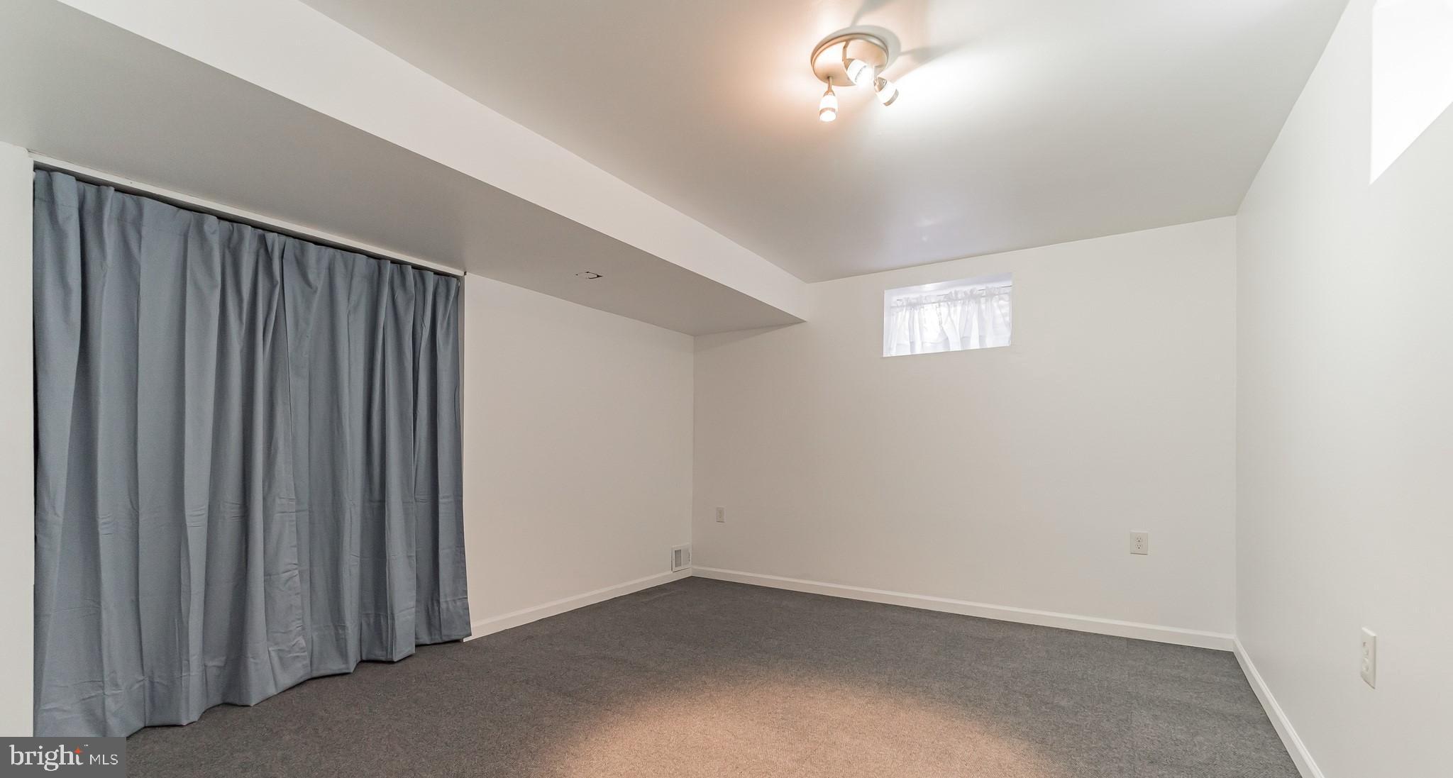 ROSEMARY KNOLLS - Residential