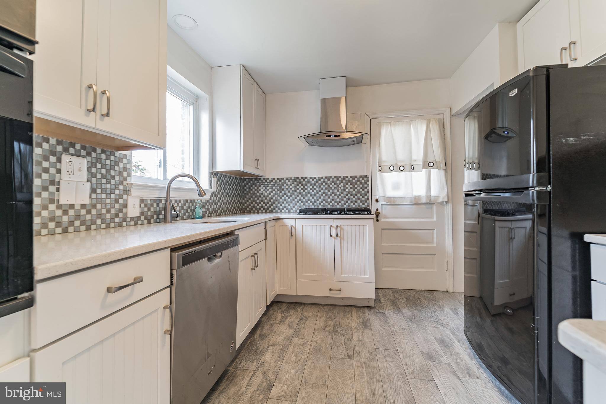 ROSEMARY KNOLLS - Residential