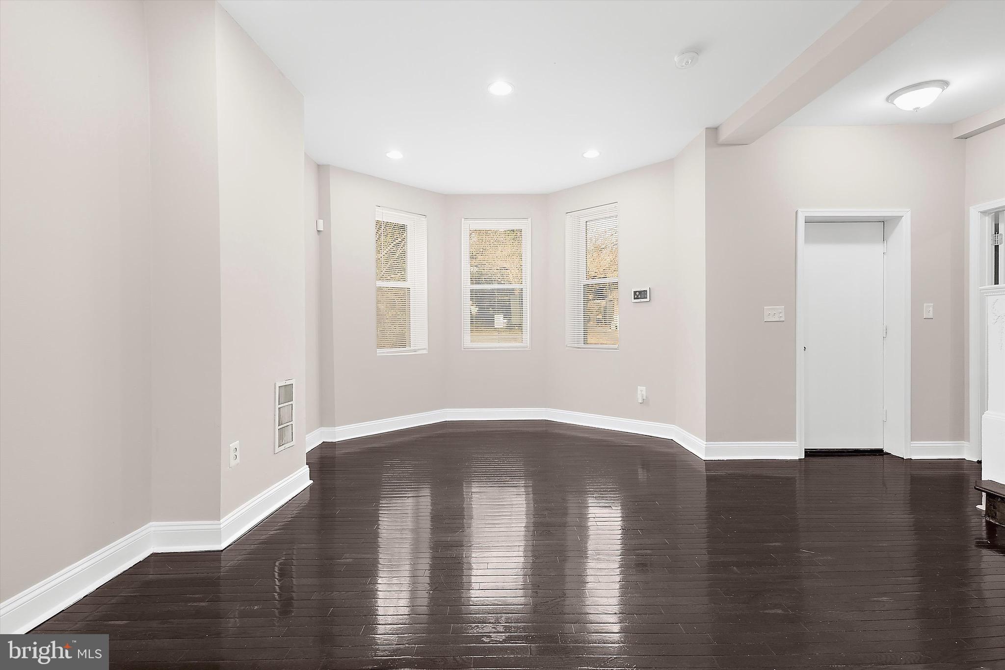 WALBROOK - Residential