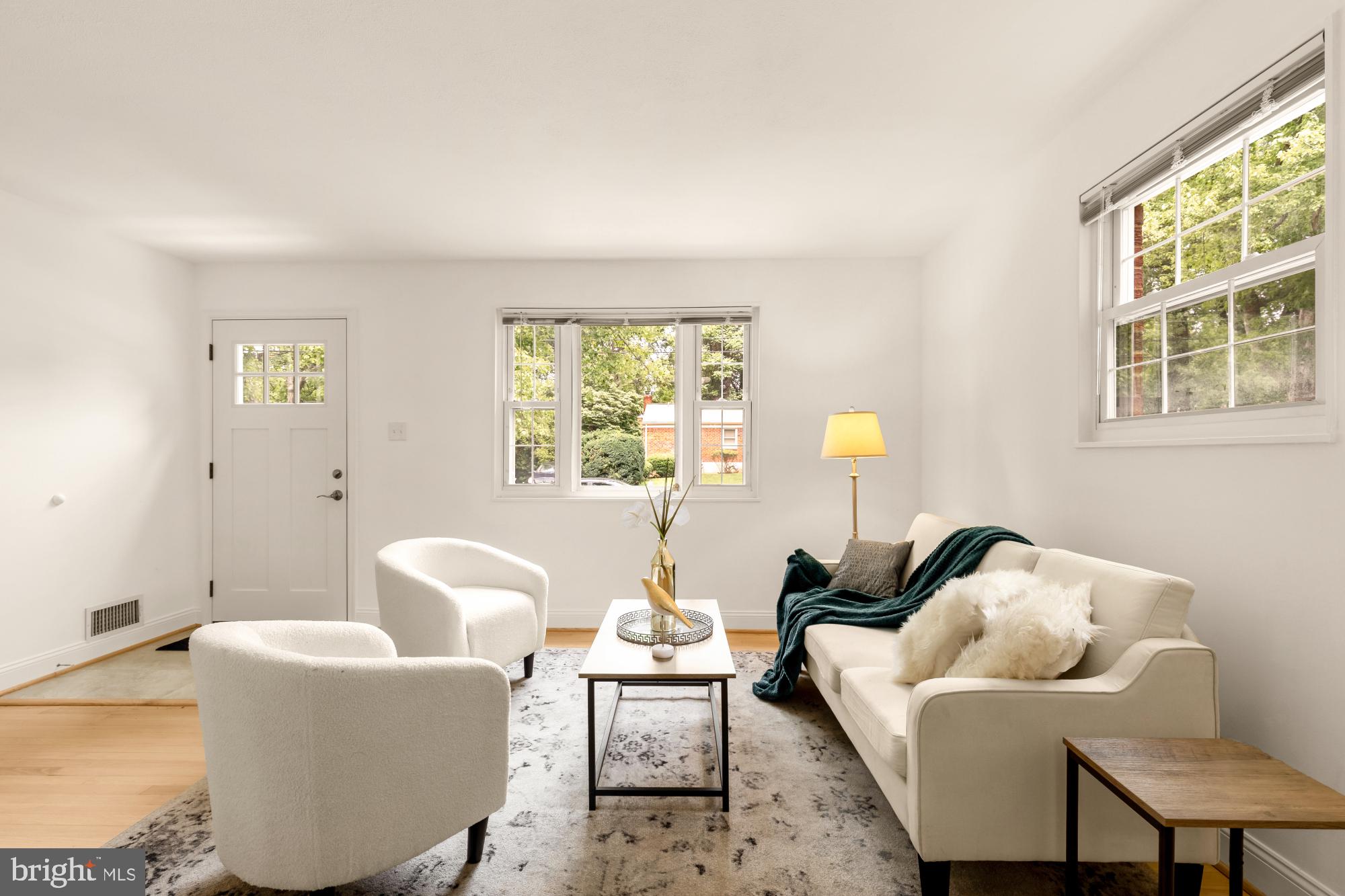 4806 TOPPING ROAD