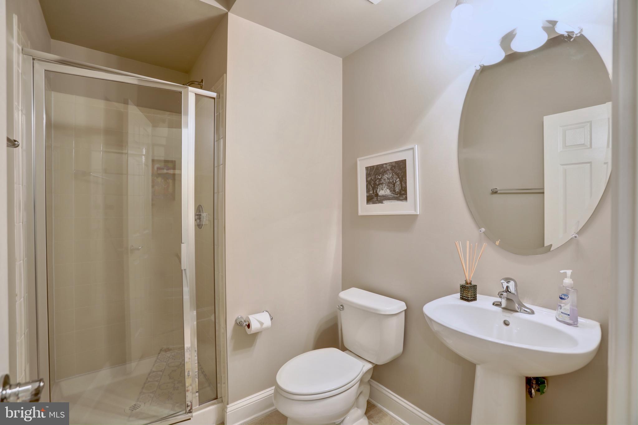 GOOSE CREEK VILLAGE NORTH - Residential Lease