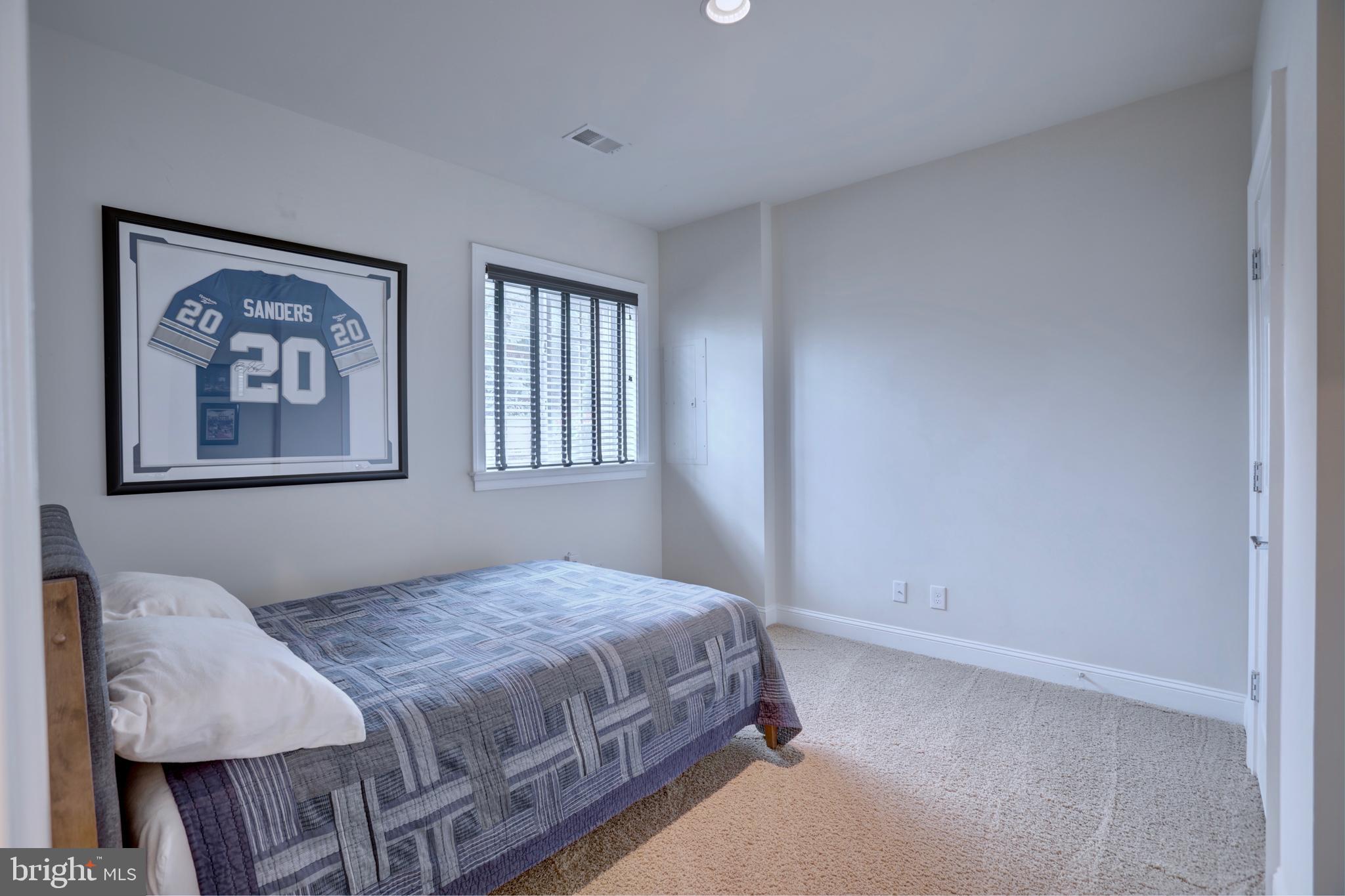 GOOSE CREEK VILLAGE NORTH - Residential Lease