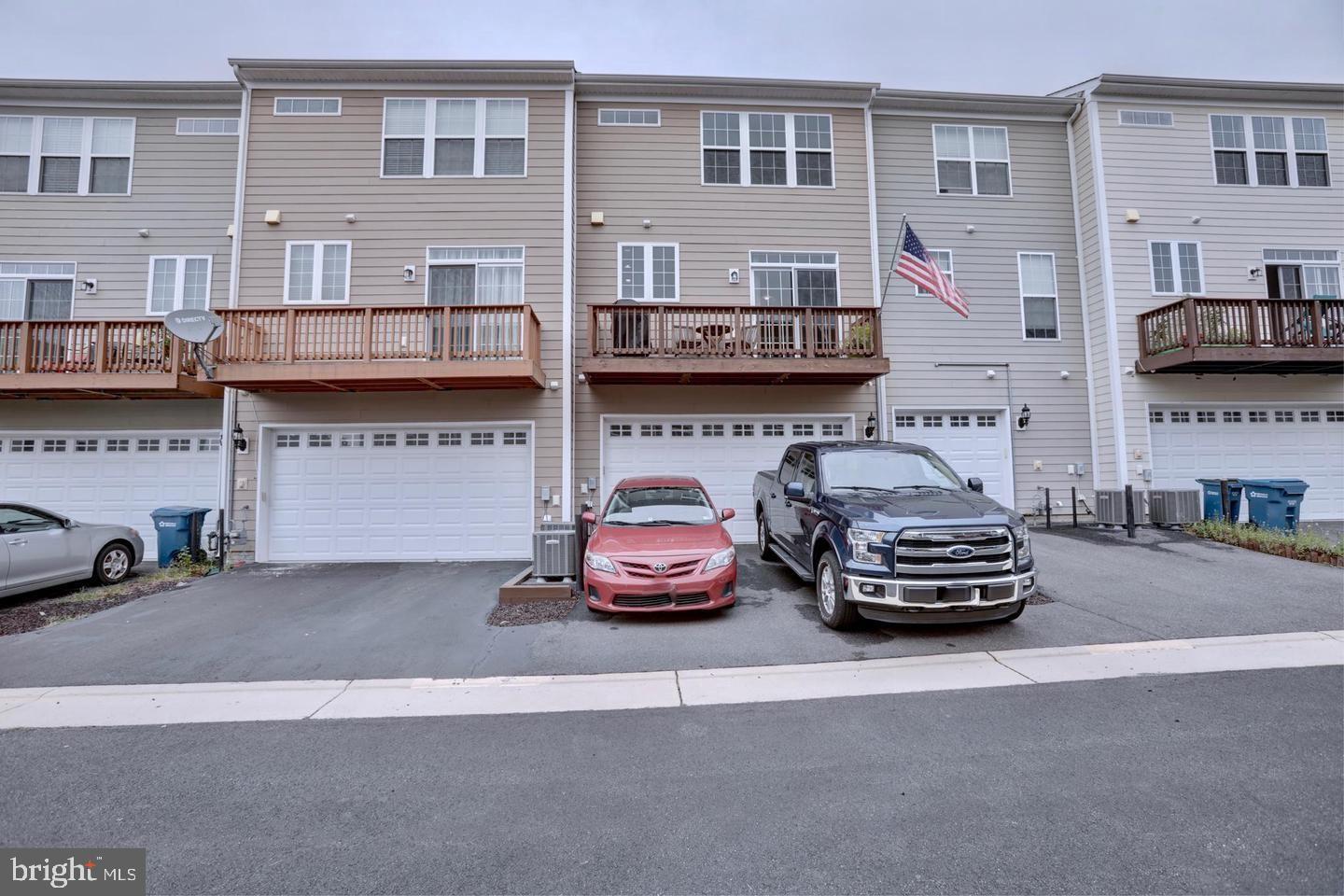 GOOSE CREEK VILLAGE NORTH - Residential Lease