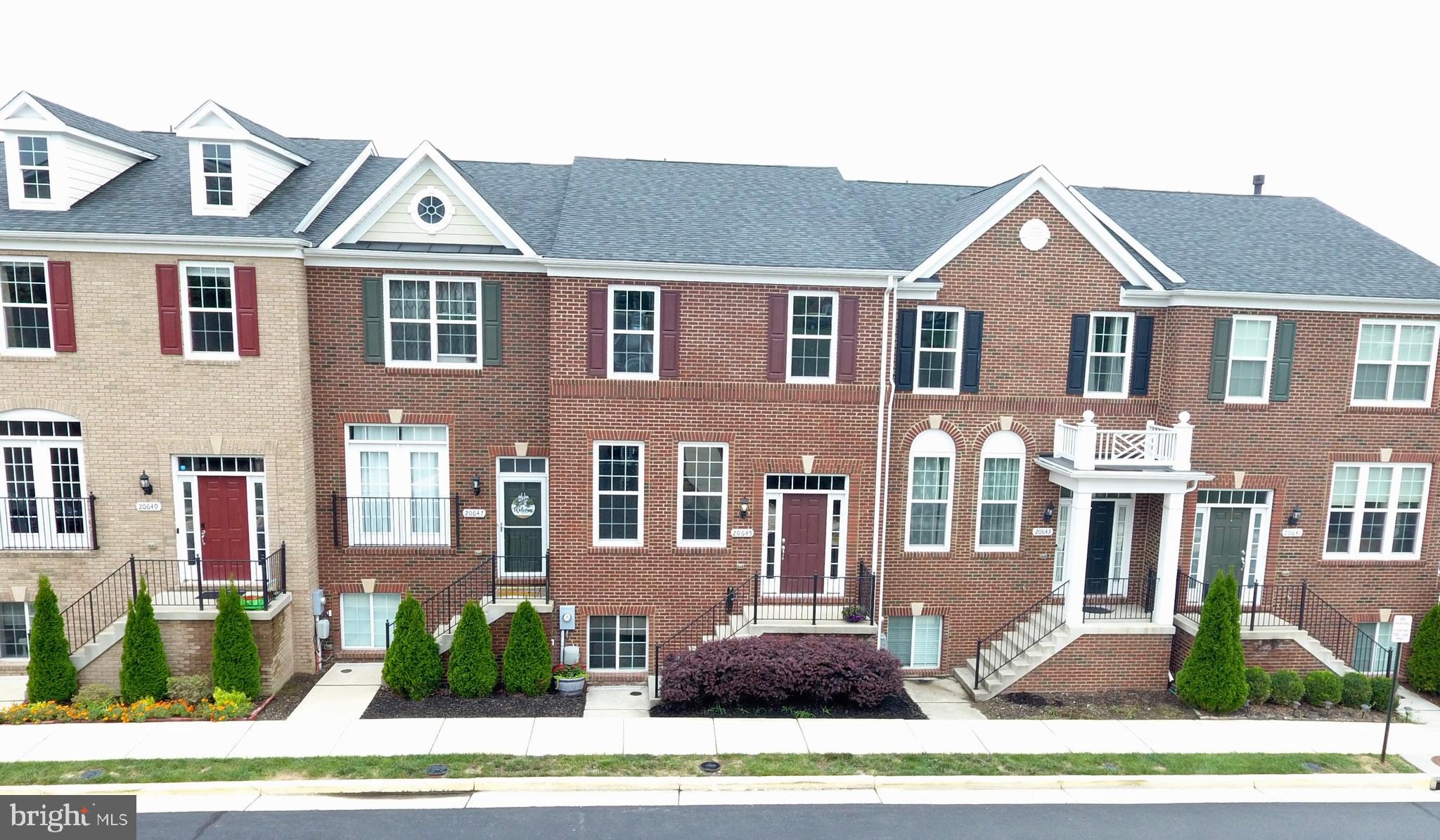 GOOSE CREEK VILLAGE NORTH - Residential Lease