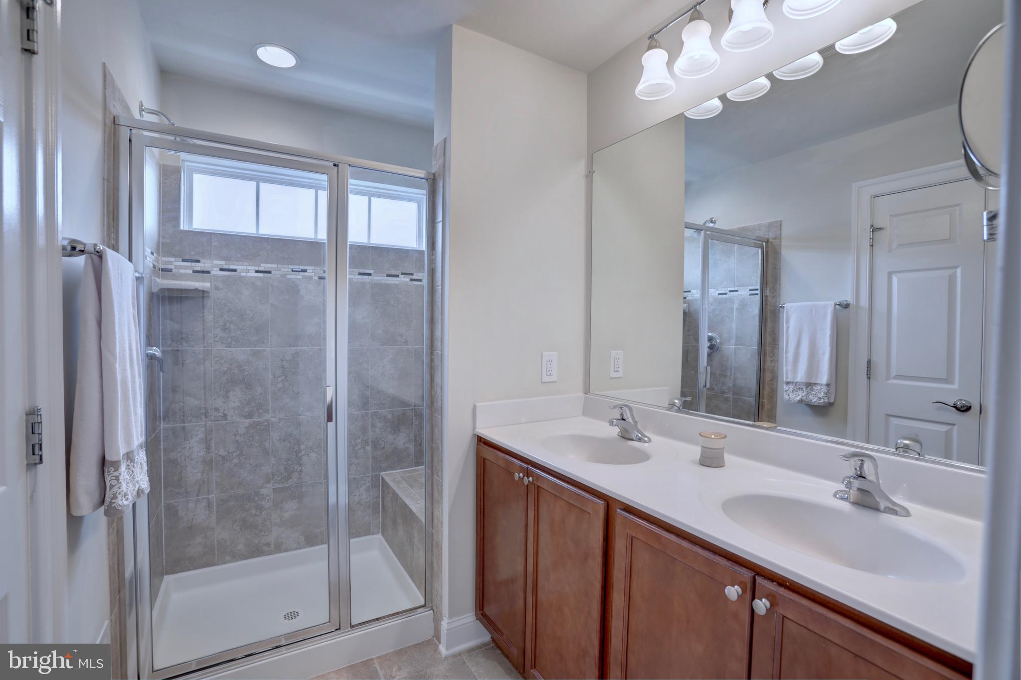 GOOSE CREEK VILLAGE NORTH - Residential Lease