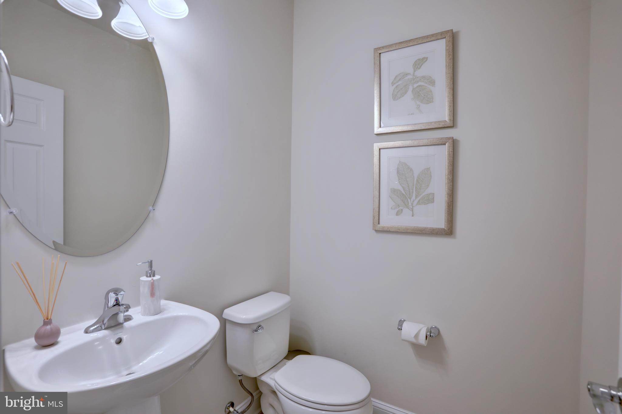 GOOSE CREEK VILLAGE NORTH - Residential Lease