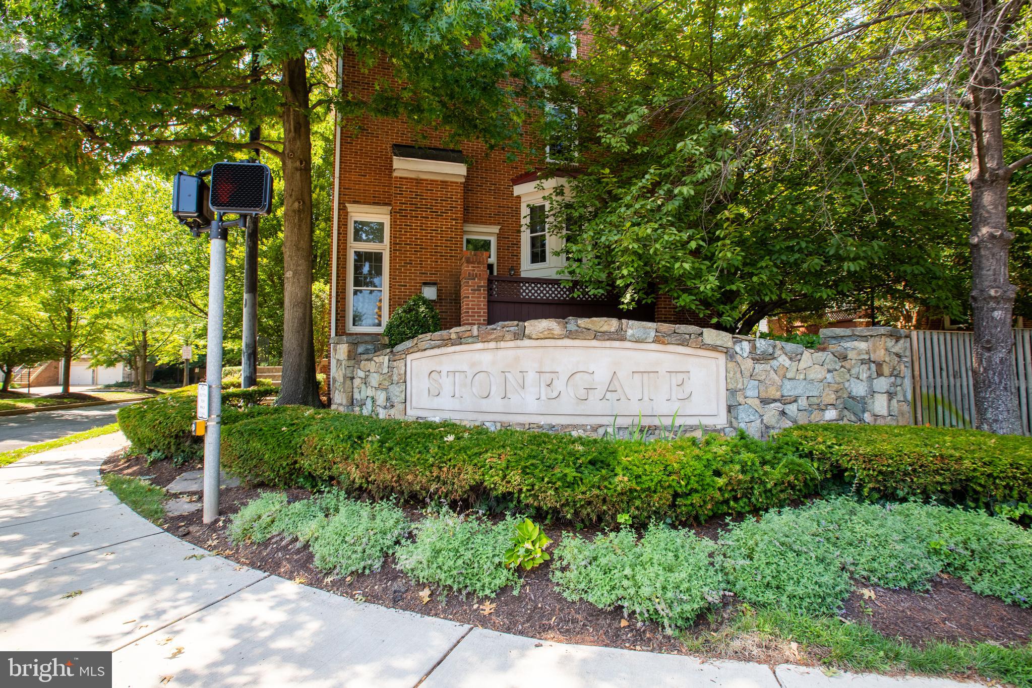 STONEGATE - Residential