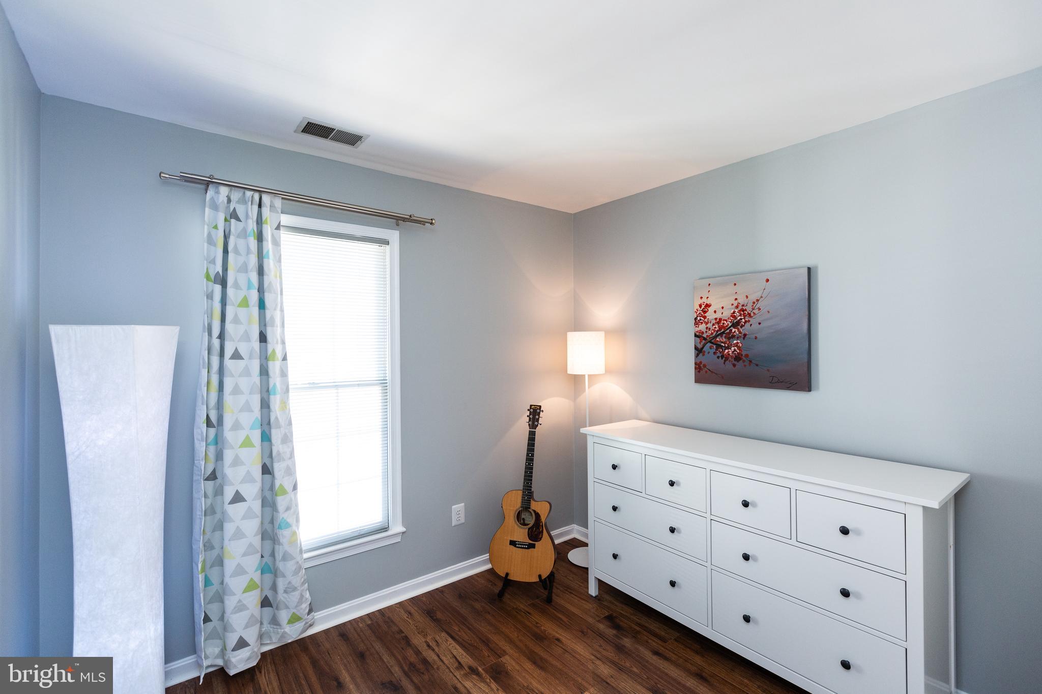 STONEGATE - Residential