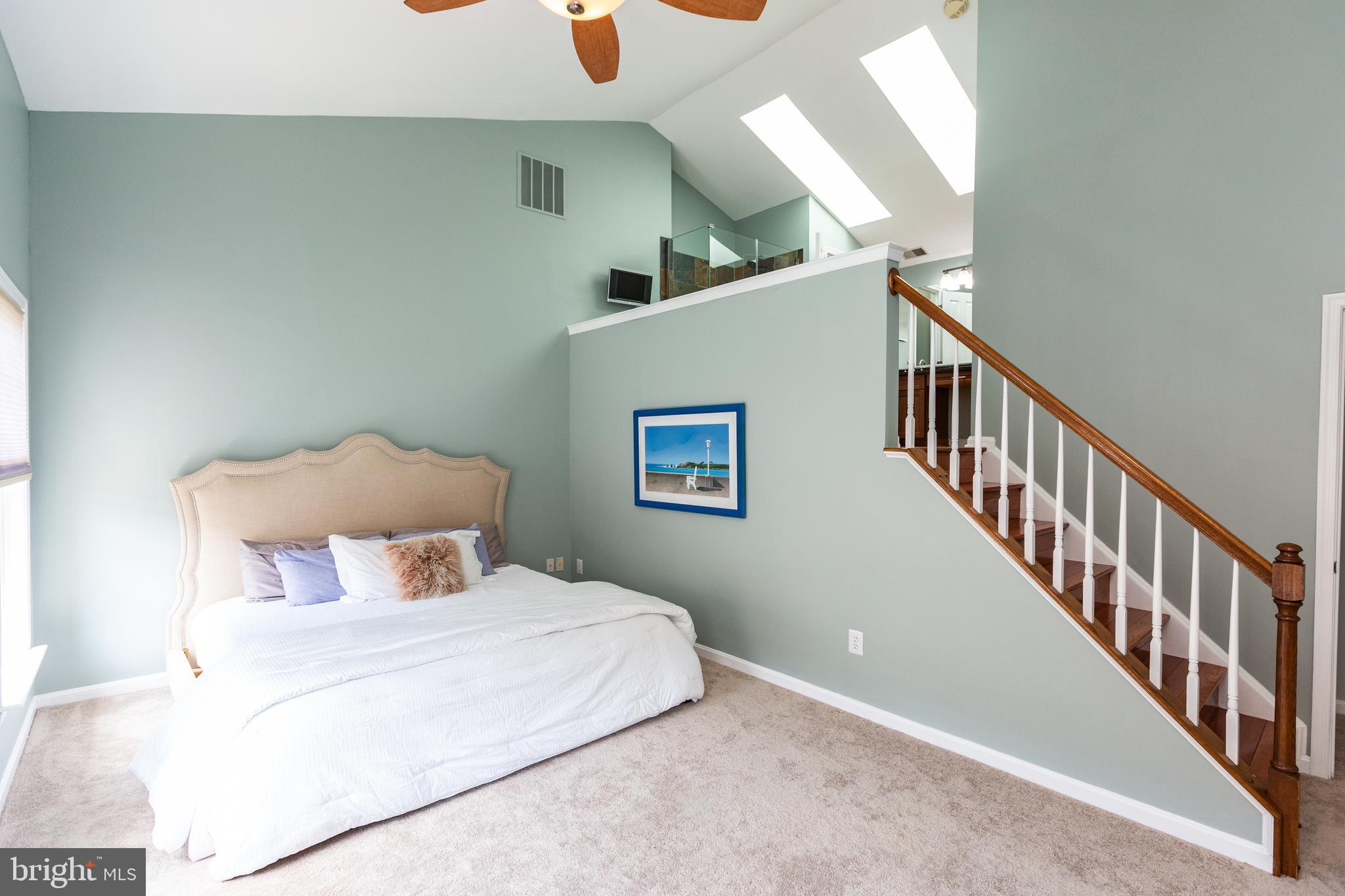 STONEGATE - Residential