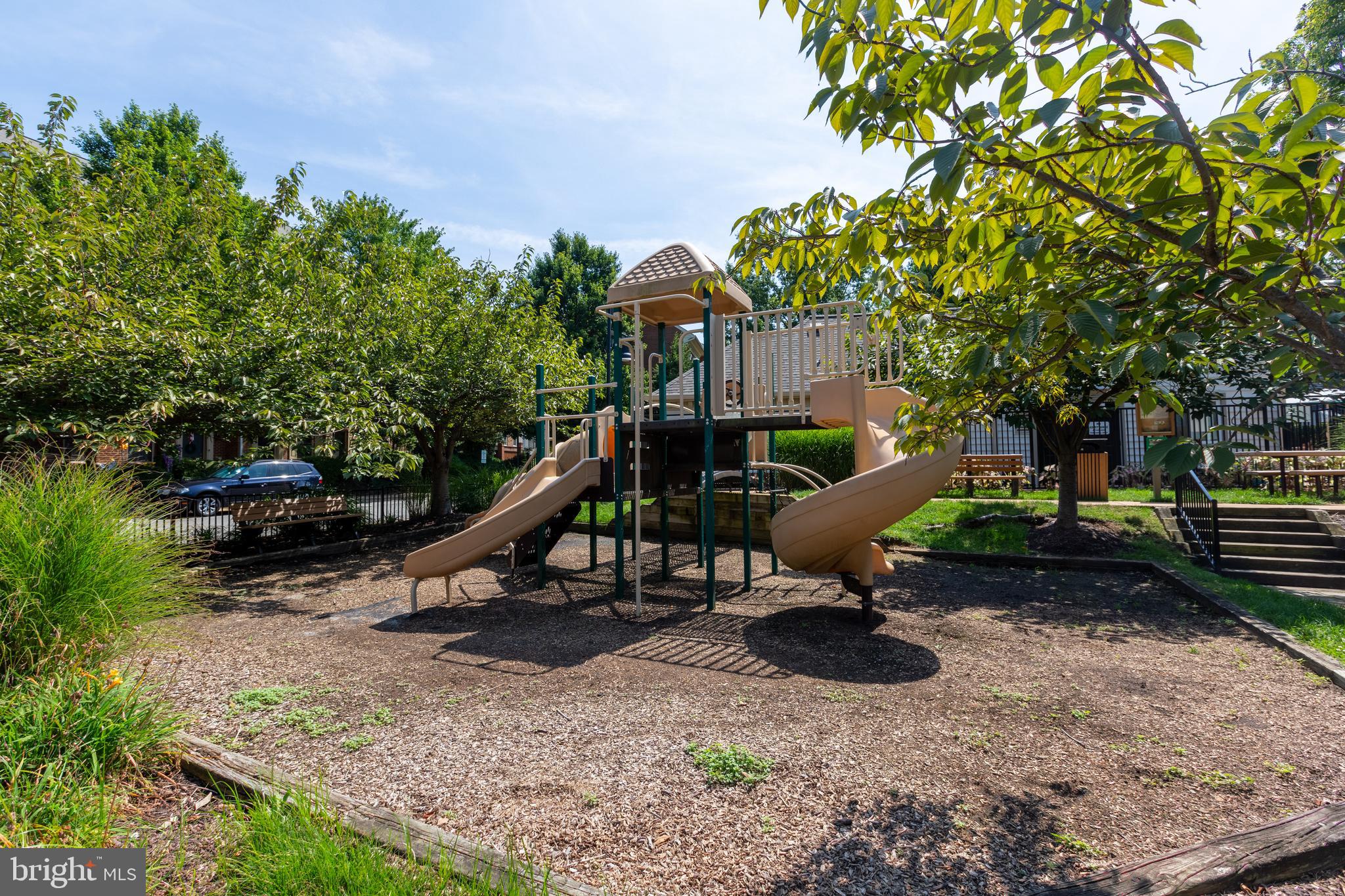 STONEGATE - Residential