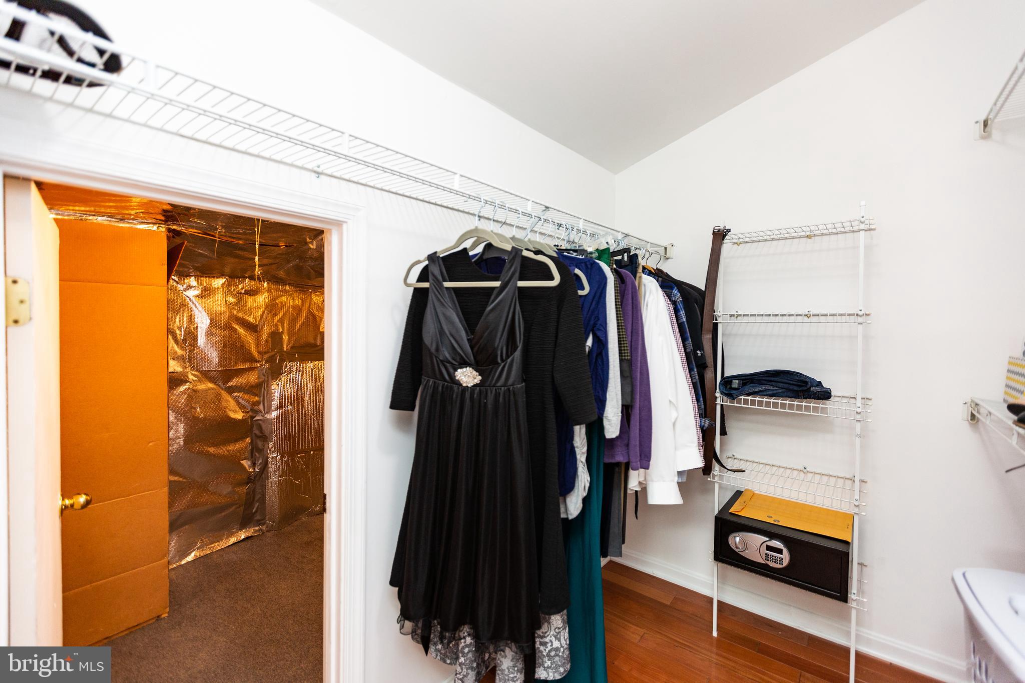 STONEGATE - Residential