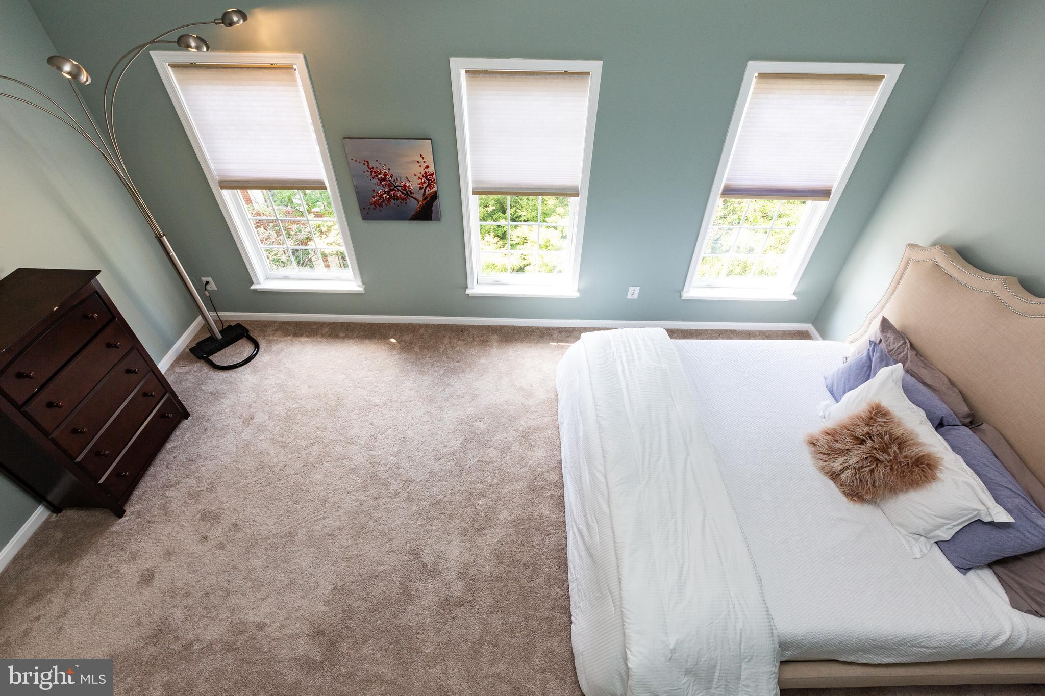 STONEGATE - Residential