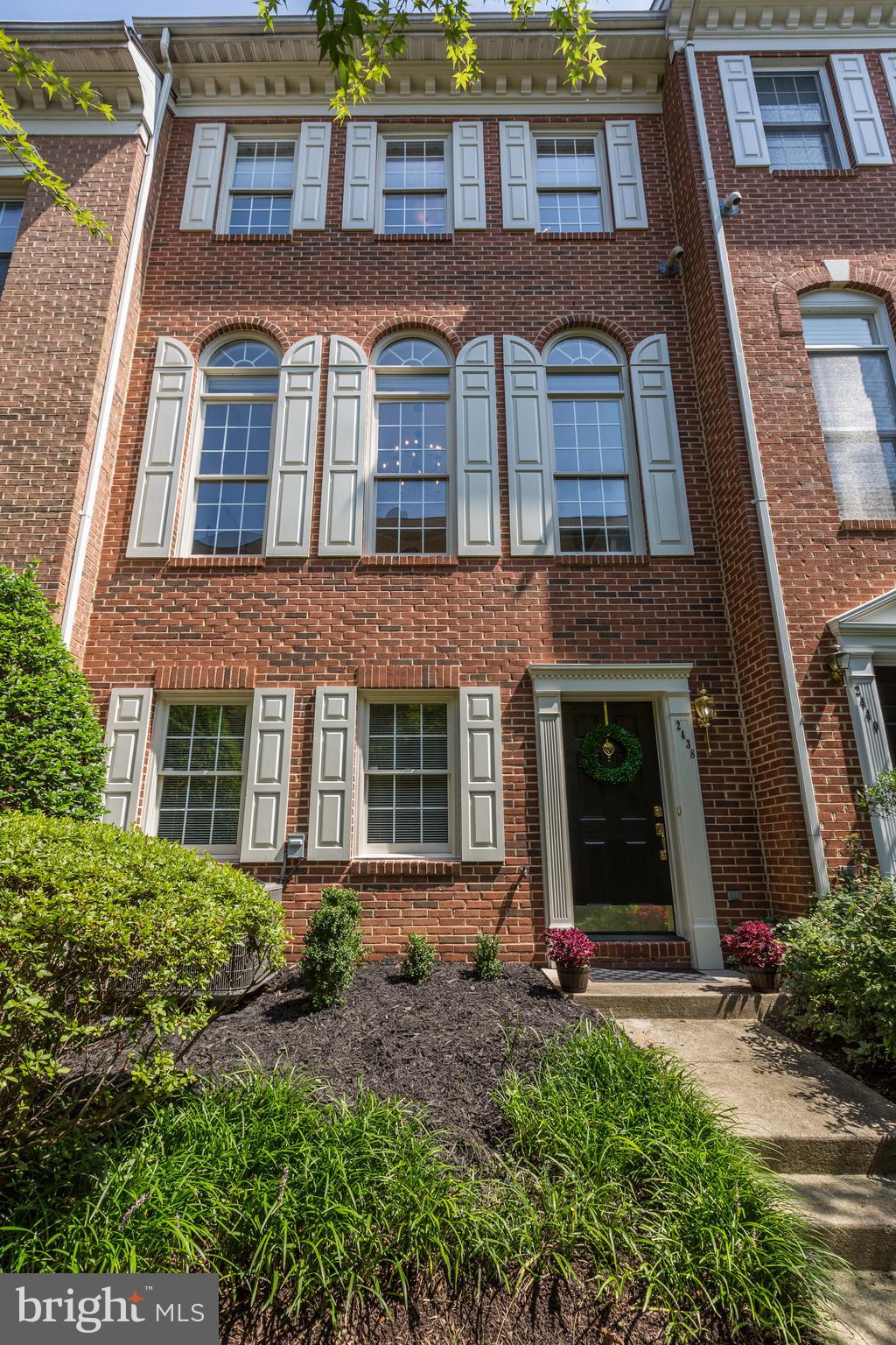 STONEGATE - Residential