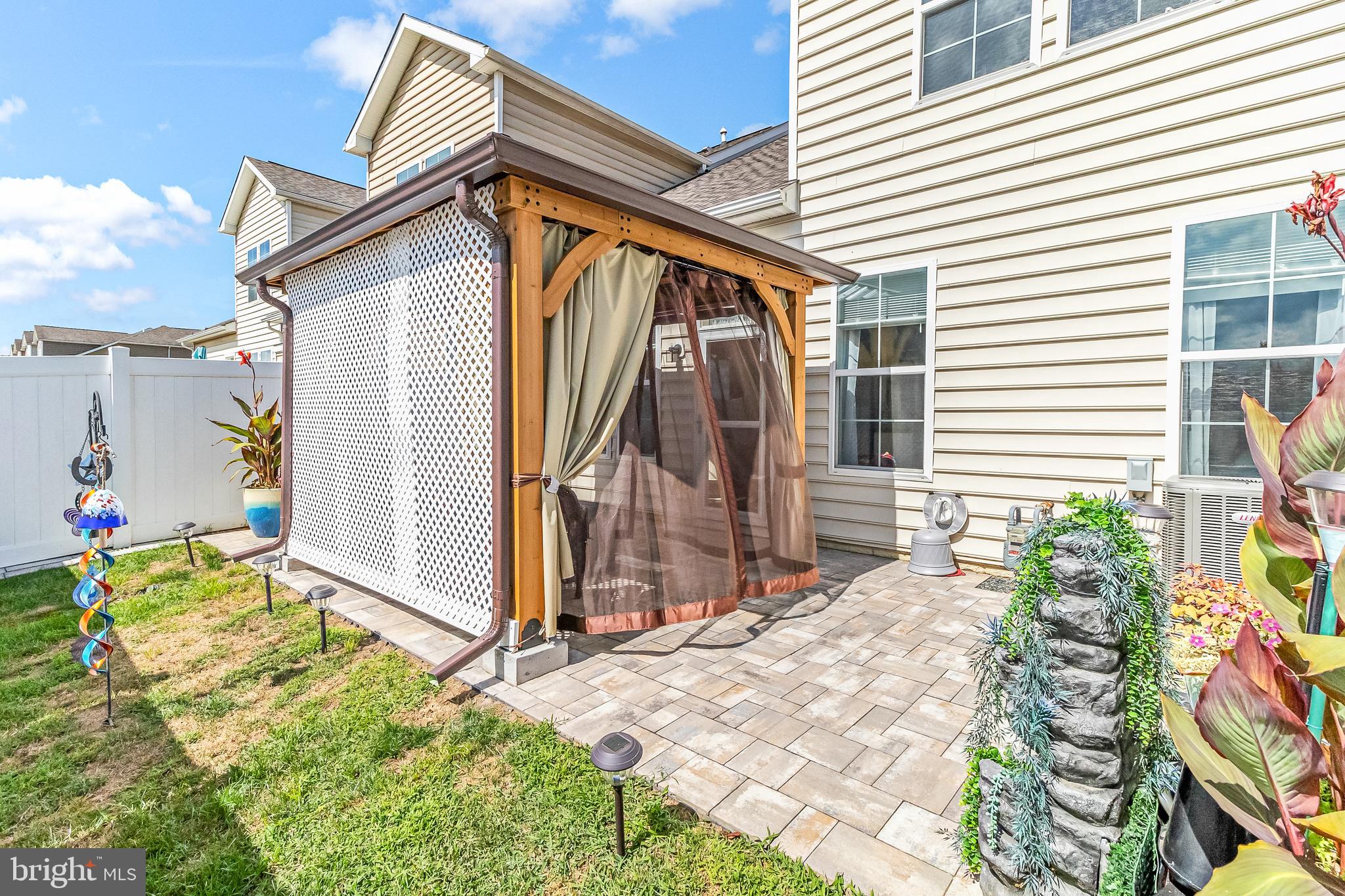 ROSEWOOD VILLAGE - Residential