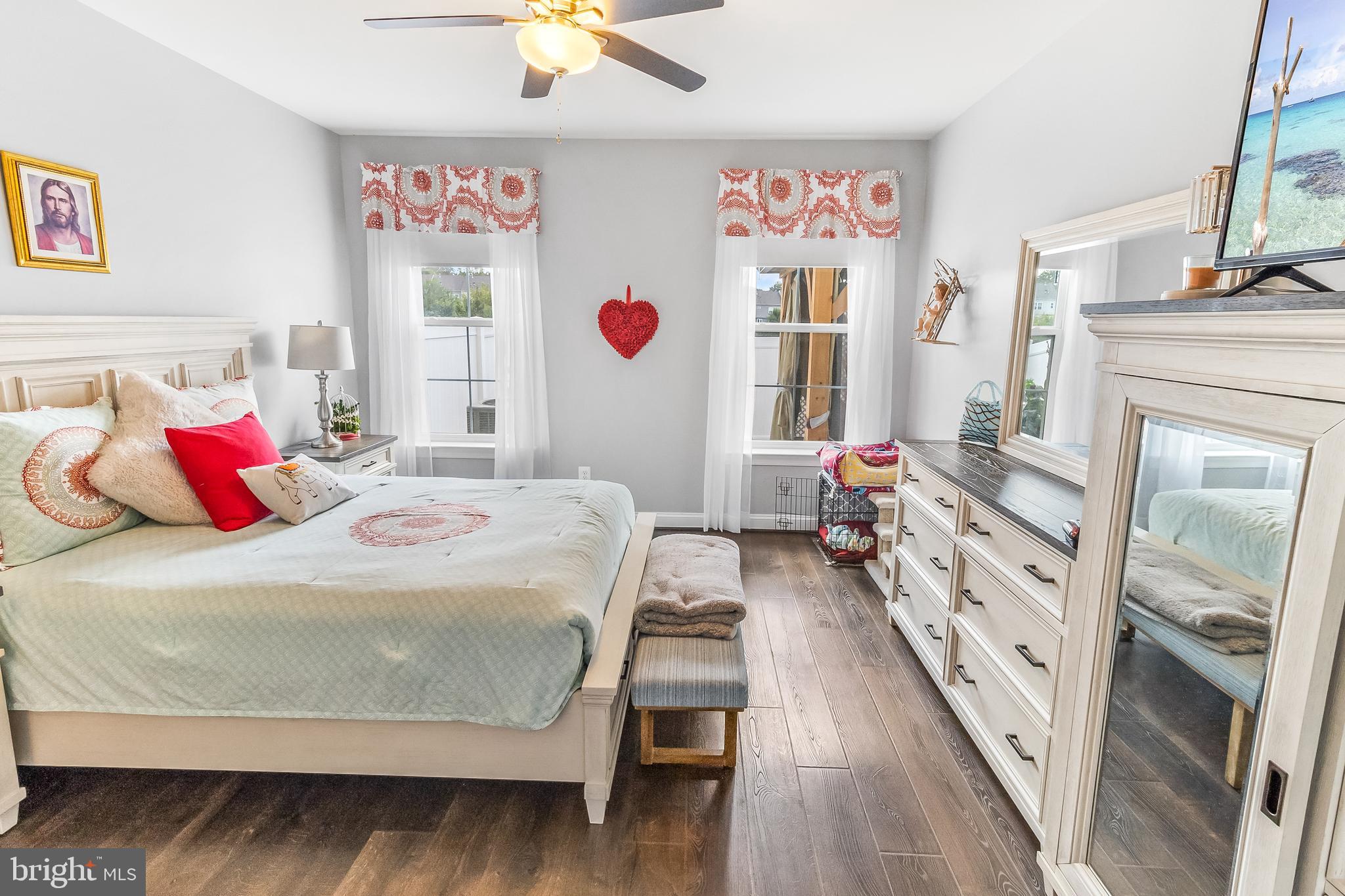 ROSEWOOD VILLAGE - Residential