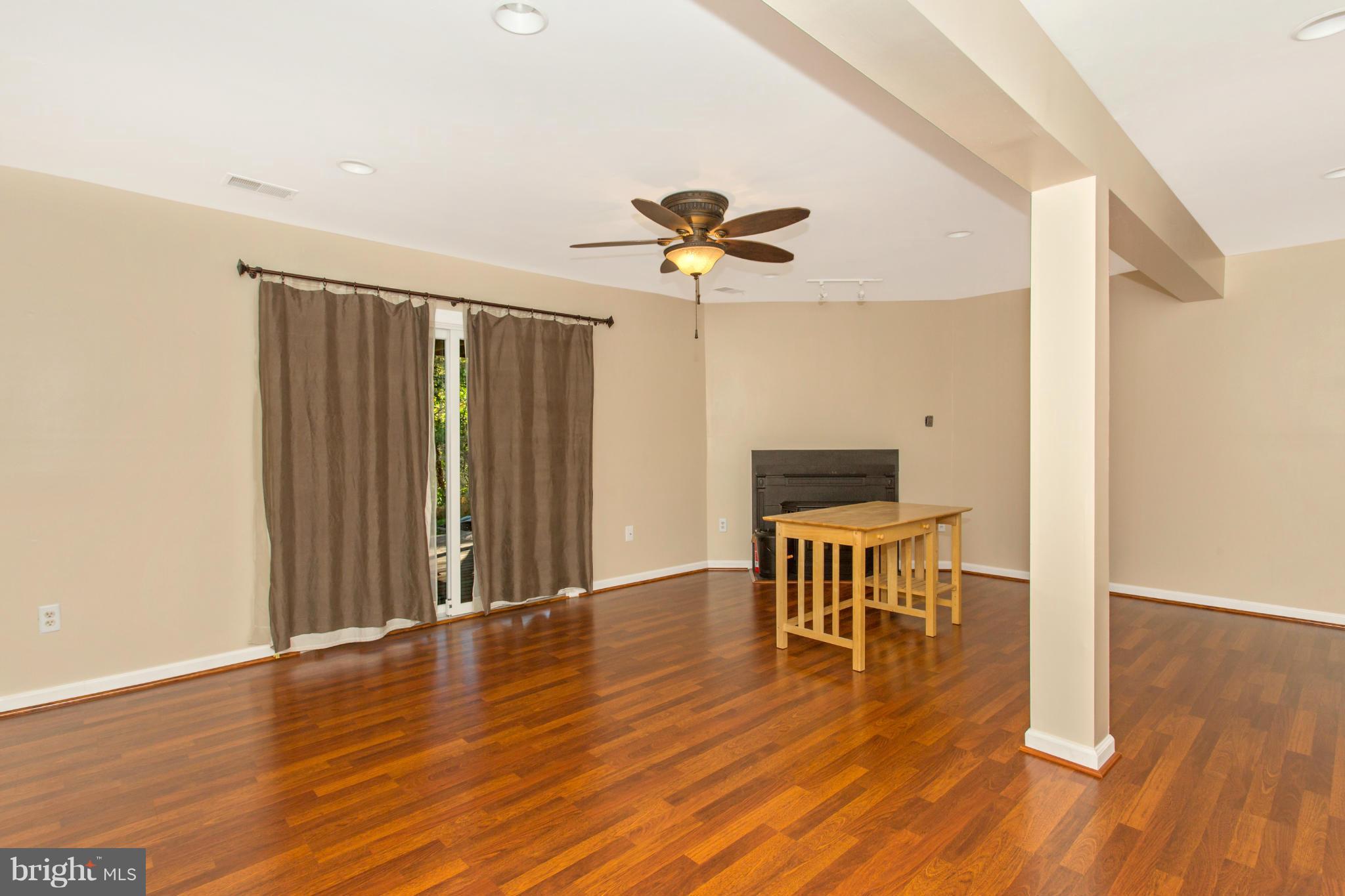 HICKORY RIDGE - Residential