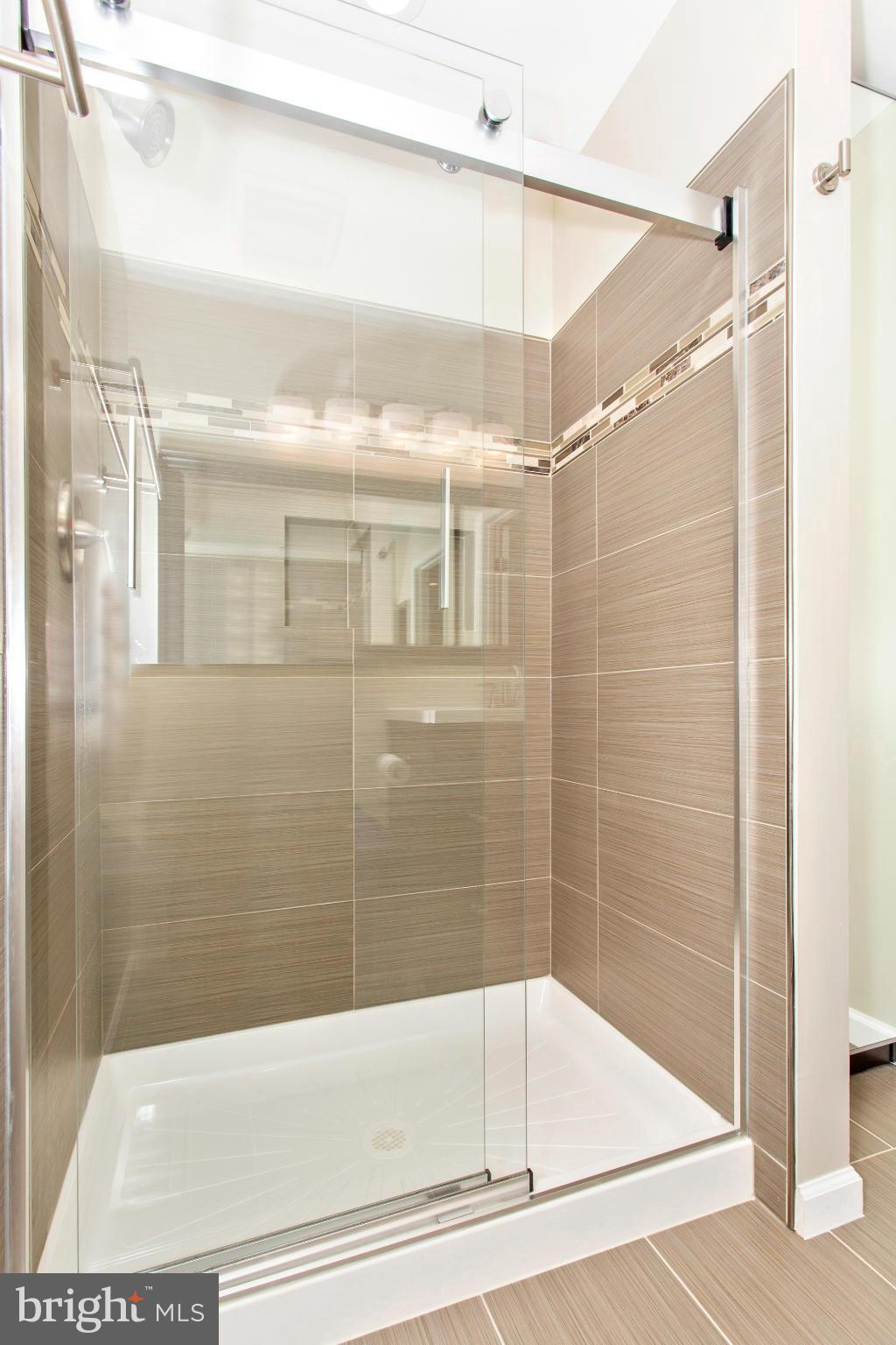 HICKORY RIDGE - Residential