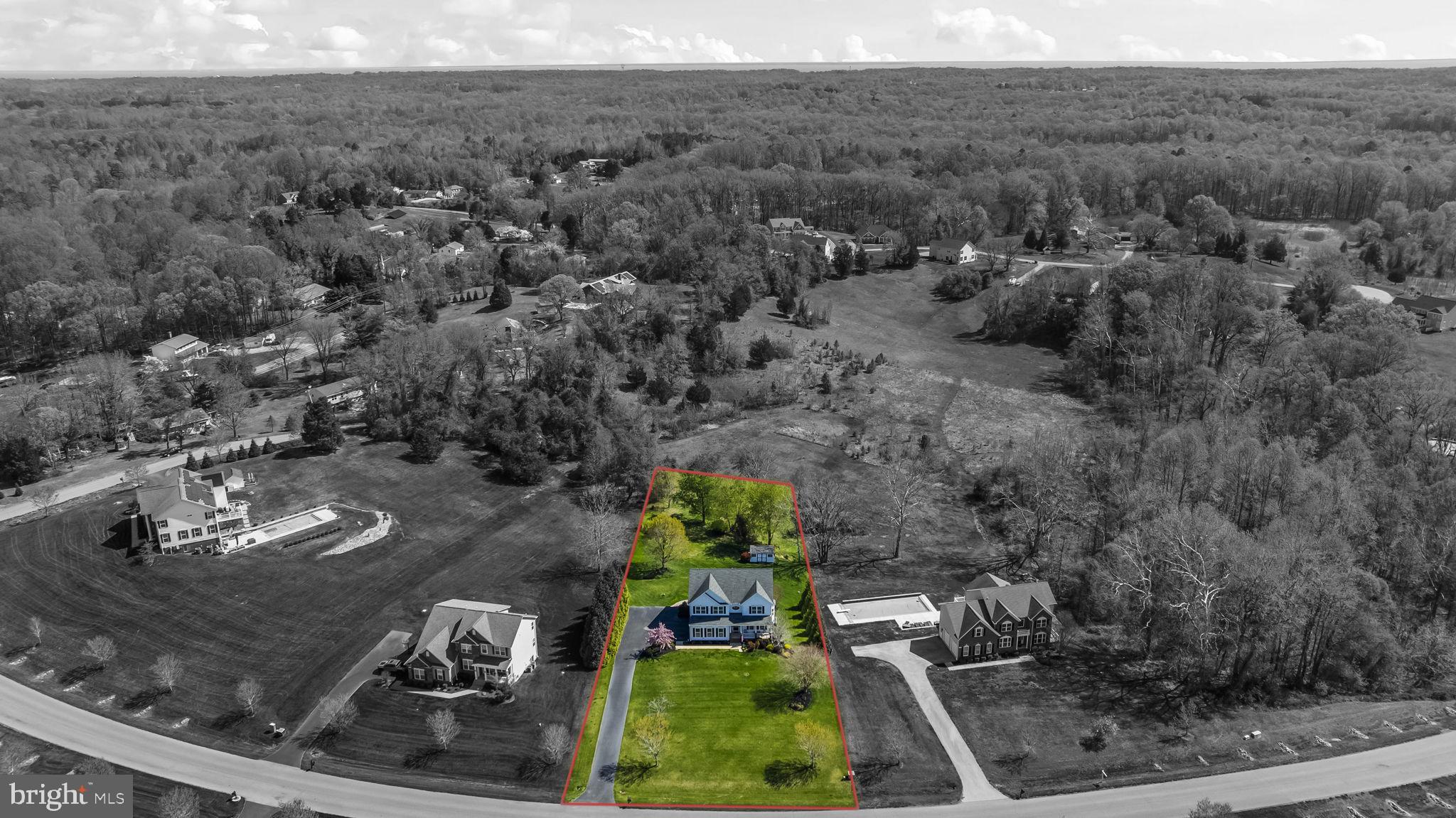 TWIN PONDS - Residential