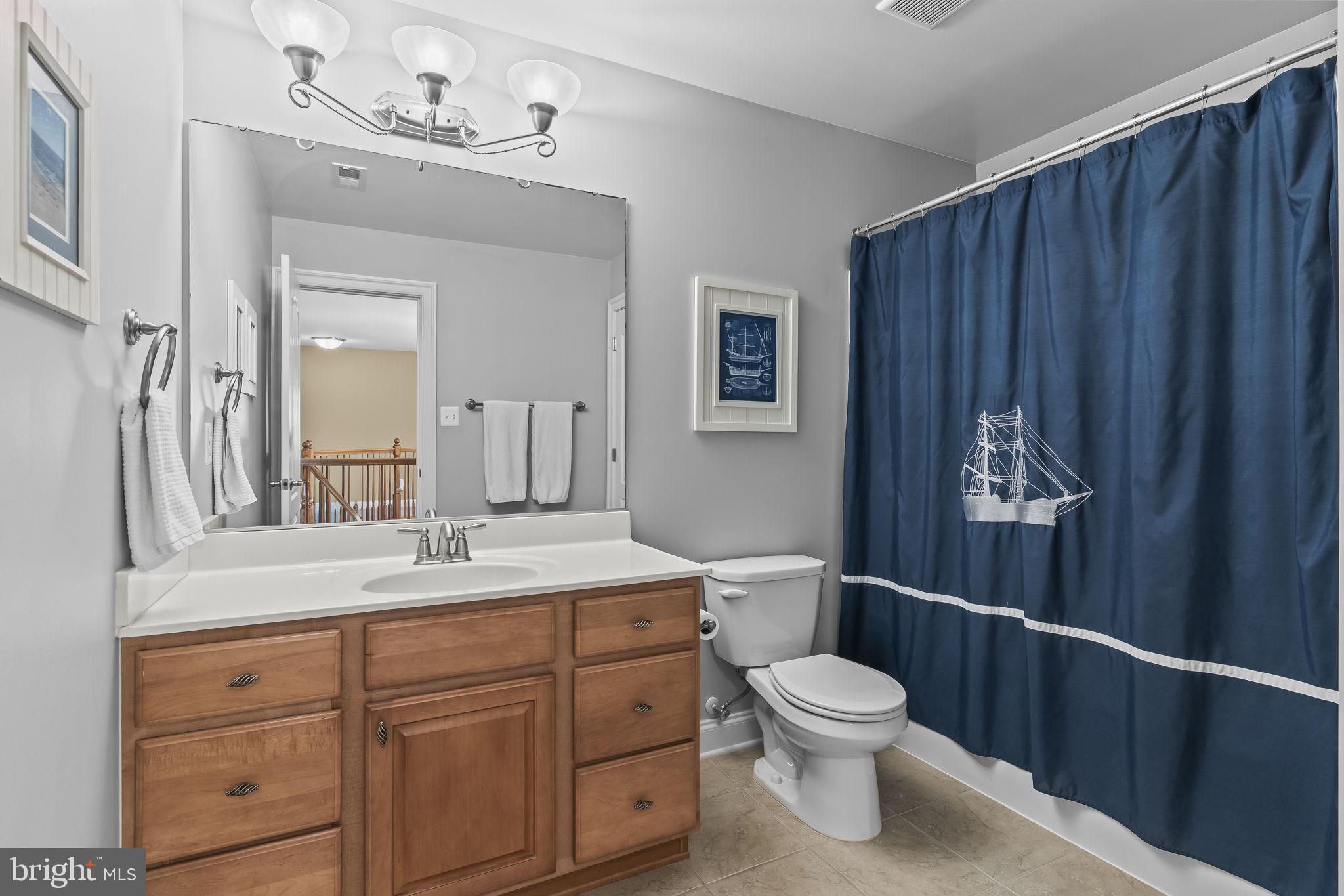 TWIN PONDS - Residential