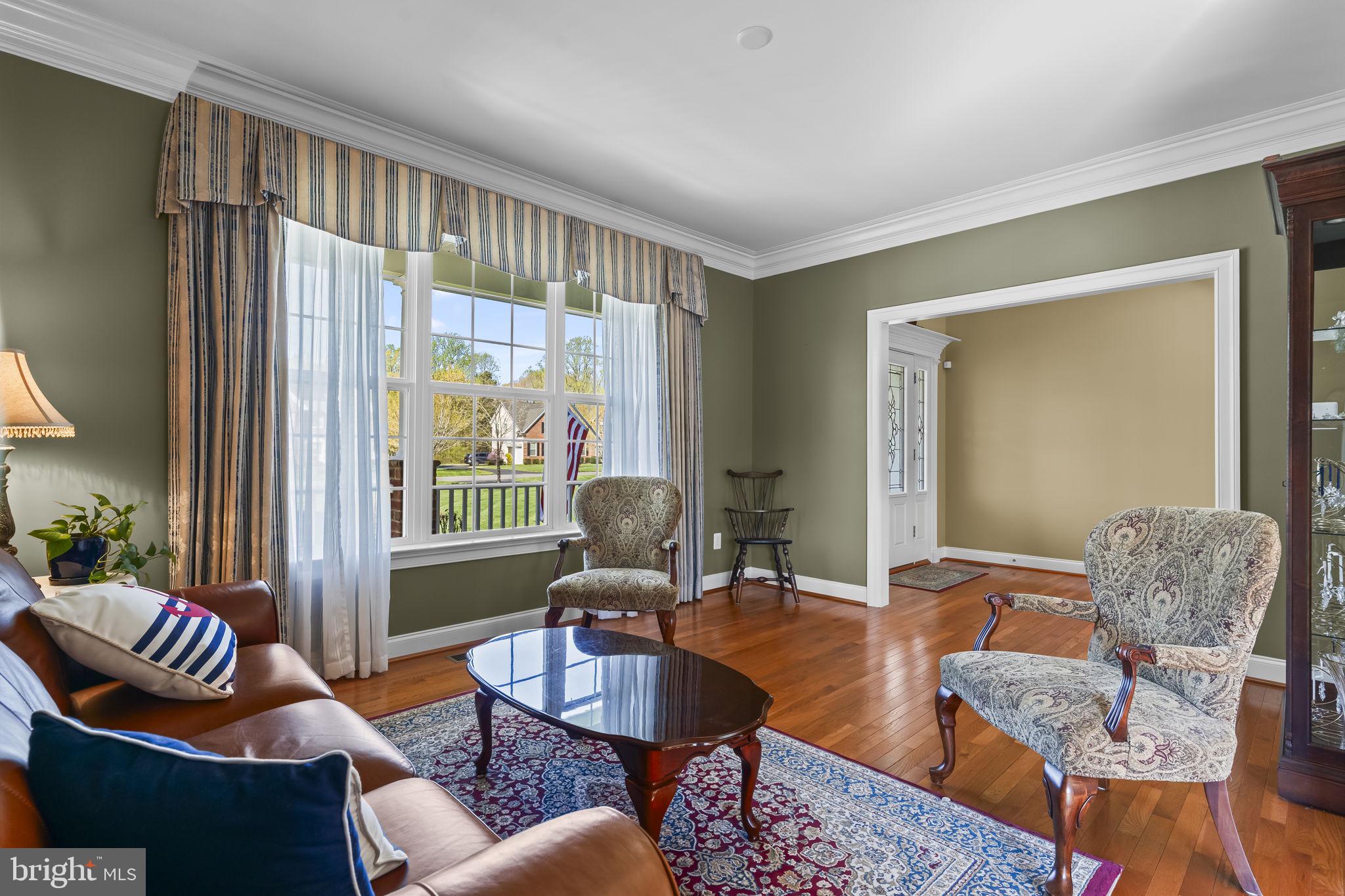 TWIN PONDS - Residential