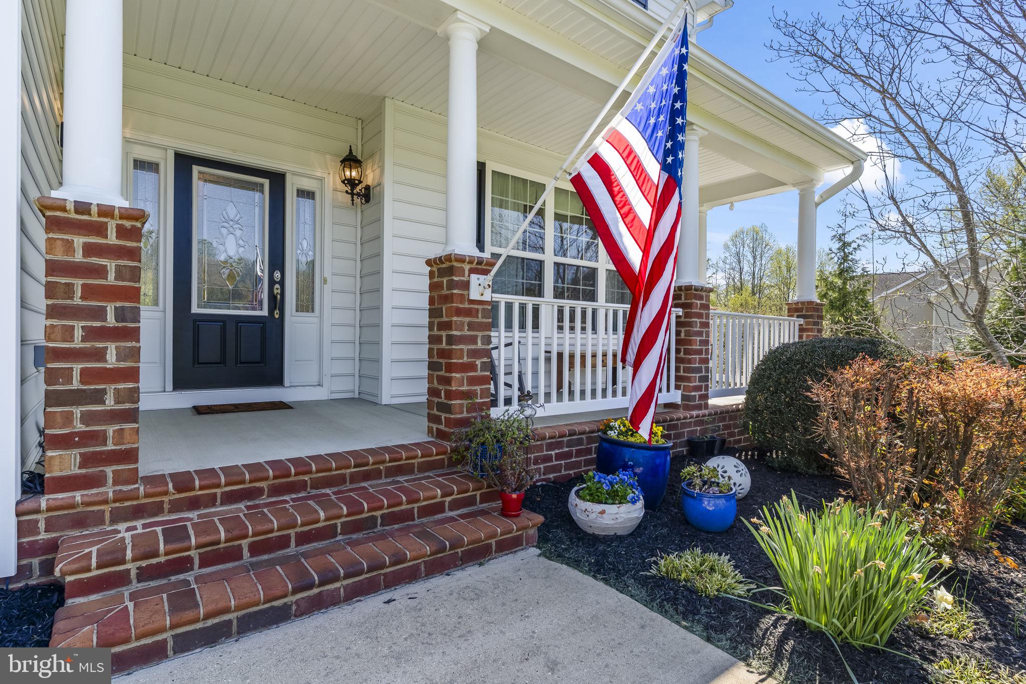 TWIN PONDS - Residential