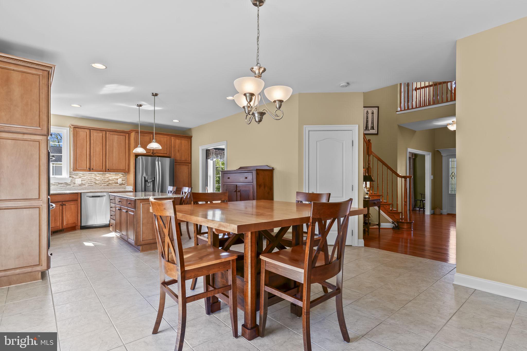 TWIN PONDS - Residential