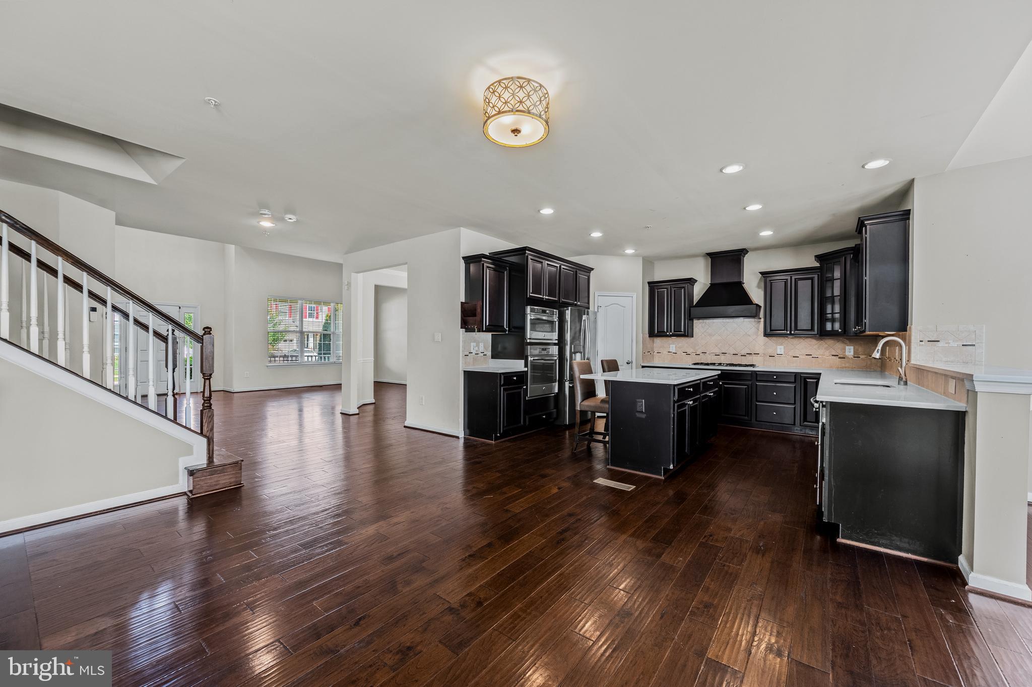 5240 FEATHERS COURT