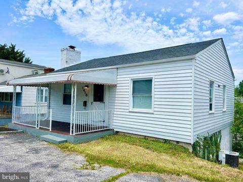 Photo of 1418 E. Joppa Rd, TOWSON, MD 21286 (MLS # MDBC2161338)
