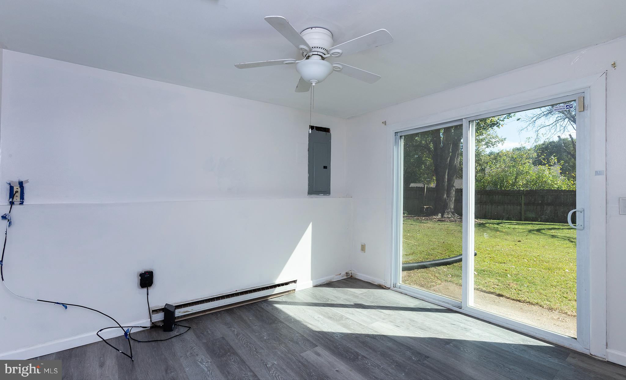 CROOKED HILL FARMS - Residential