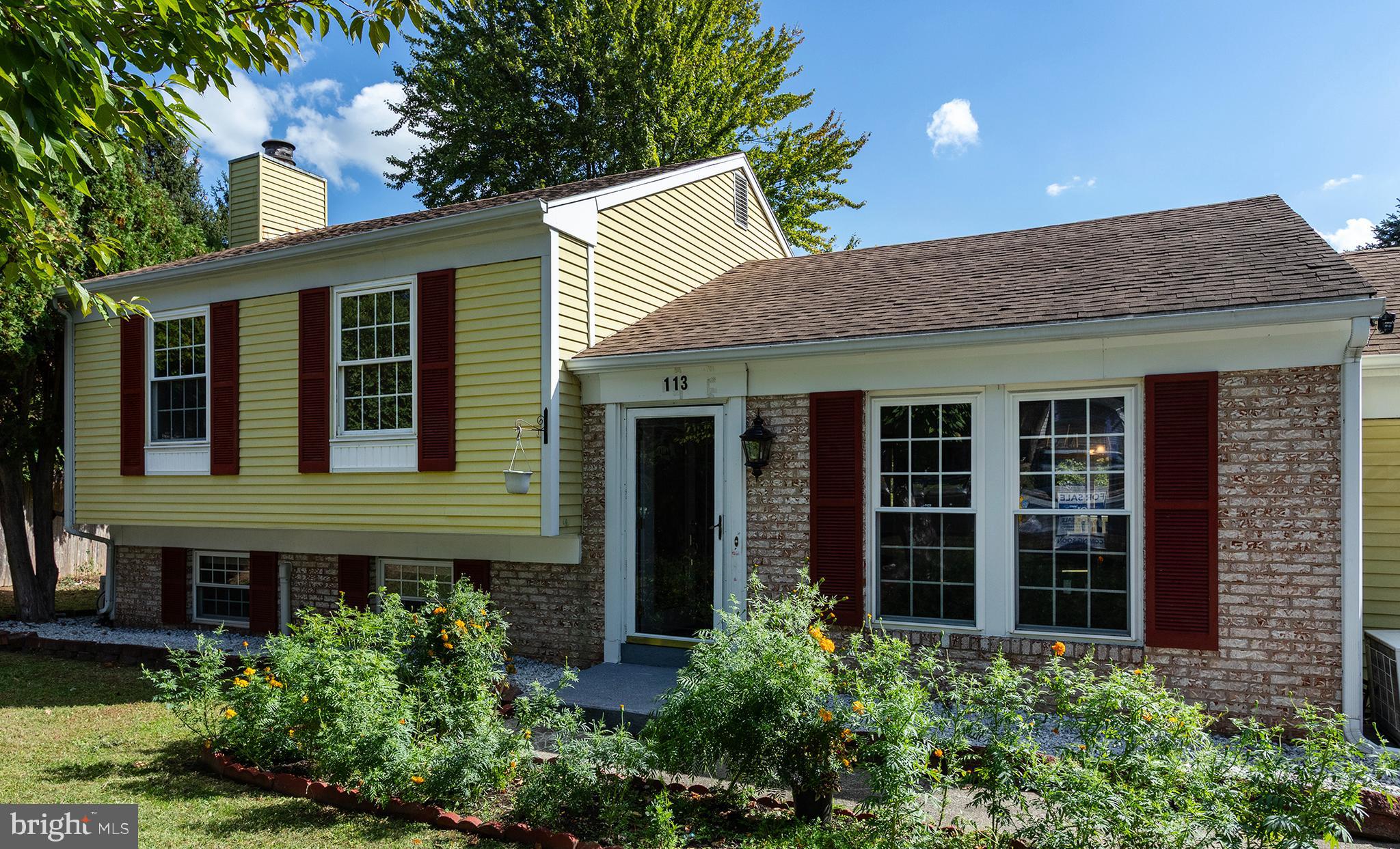 CROOKED HILL FARMS - Residential