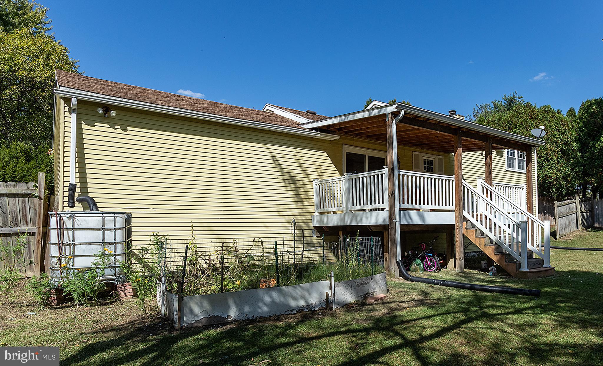 CROOKED HILL FARMS - Residential