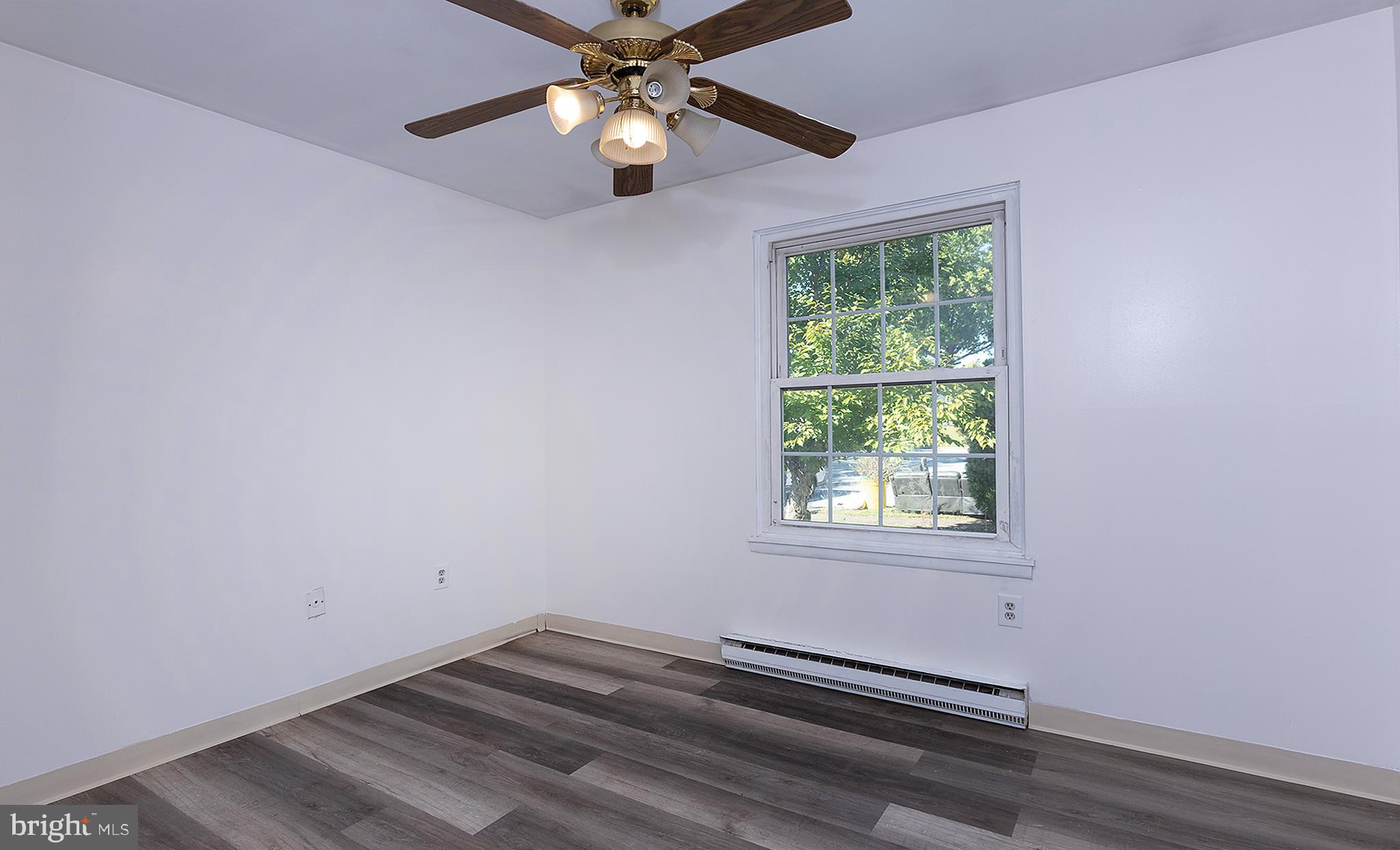 CROOKED HILL FARMS - Residential