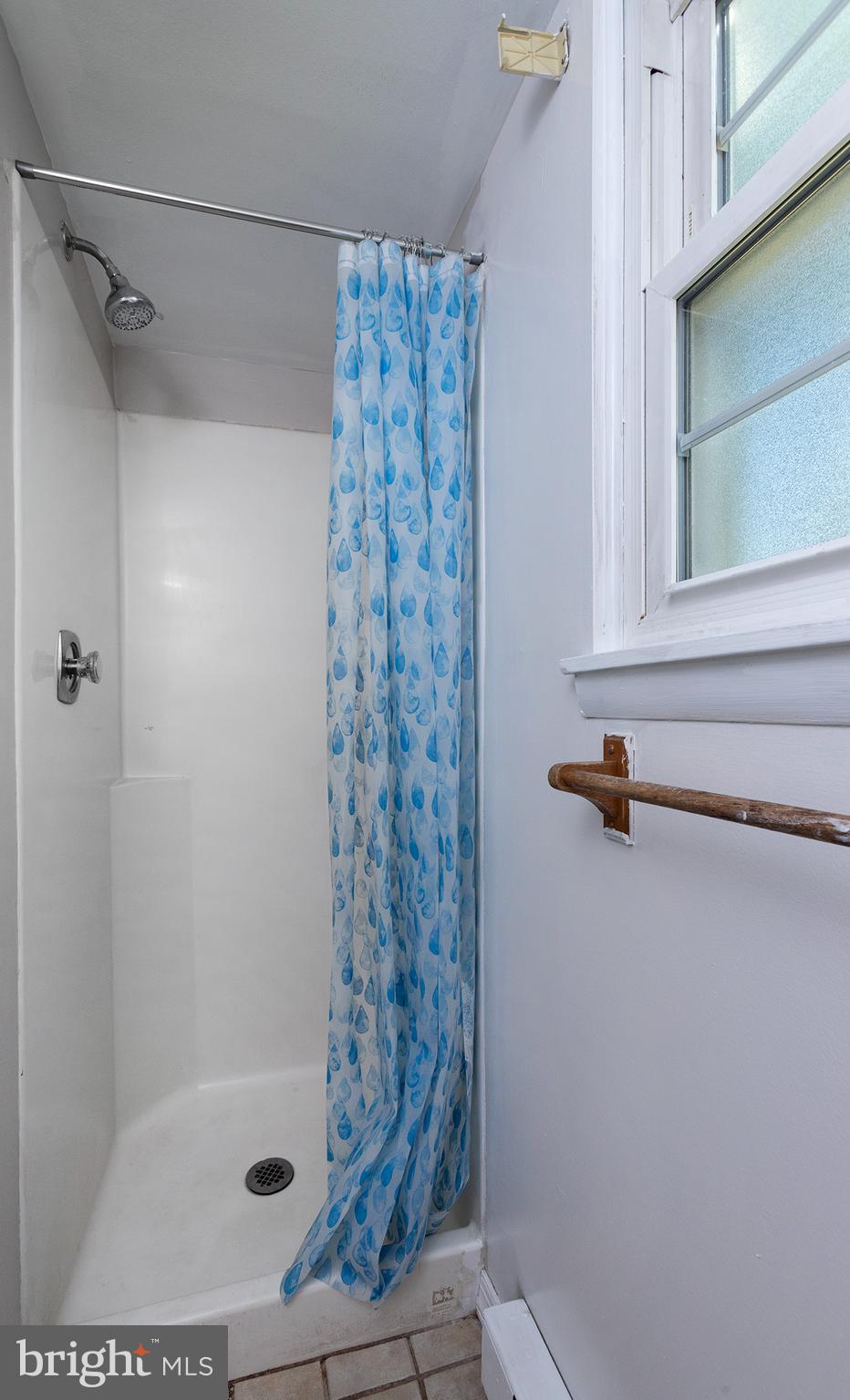 CROOKED HILL FARMS - Residential