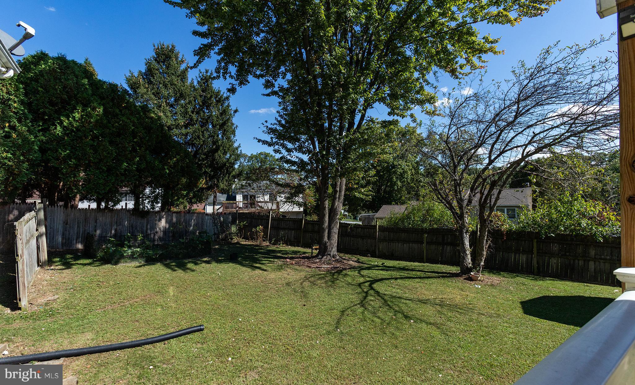 CROOKED HILL FARMS - Residential