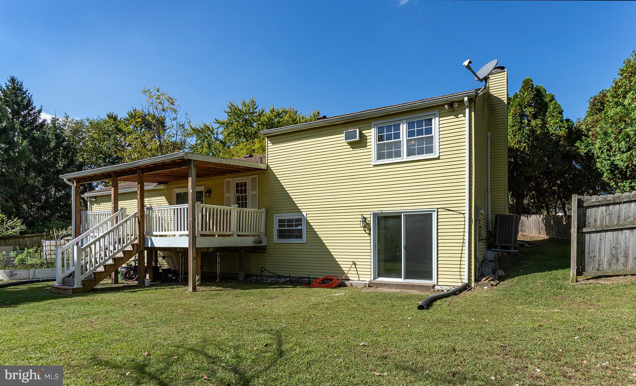 CROOKED HILL FARMS - Residential